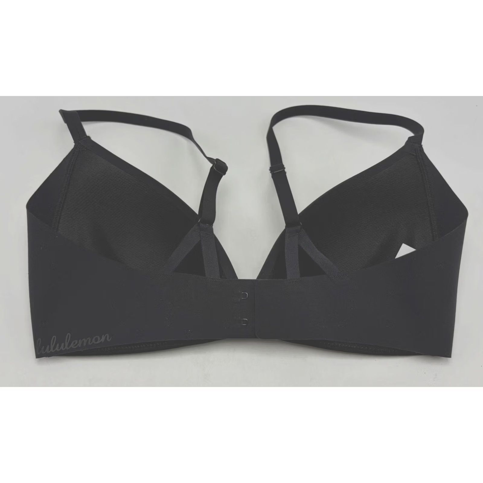 Lululemon Lululemon Take Shape Bra LW2BK9S Black 32C Sports Bra Adjustable Strap Back Closure Wireless Women Shirt Size ONE SIZE - 2 Thumbnail
