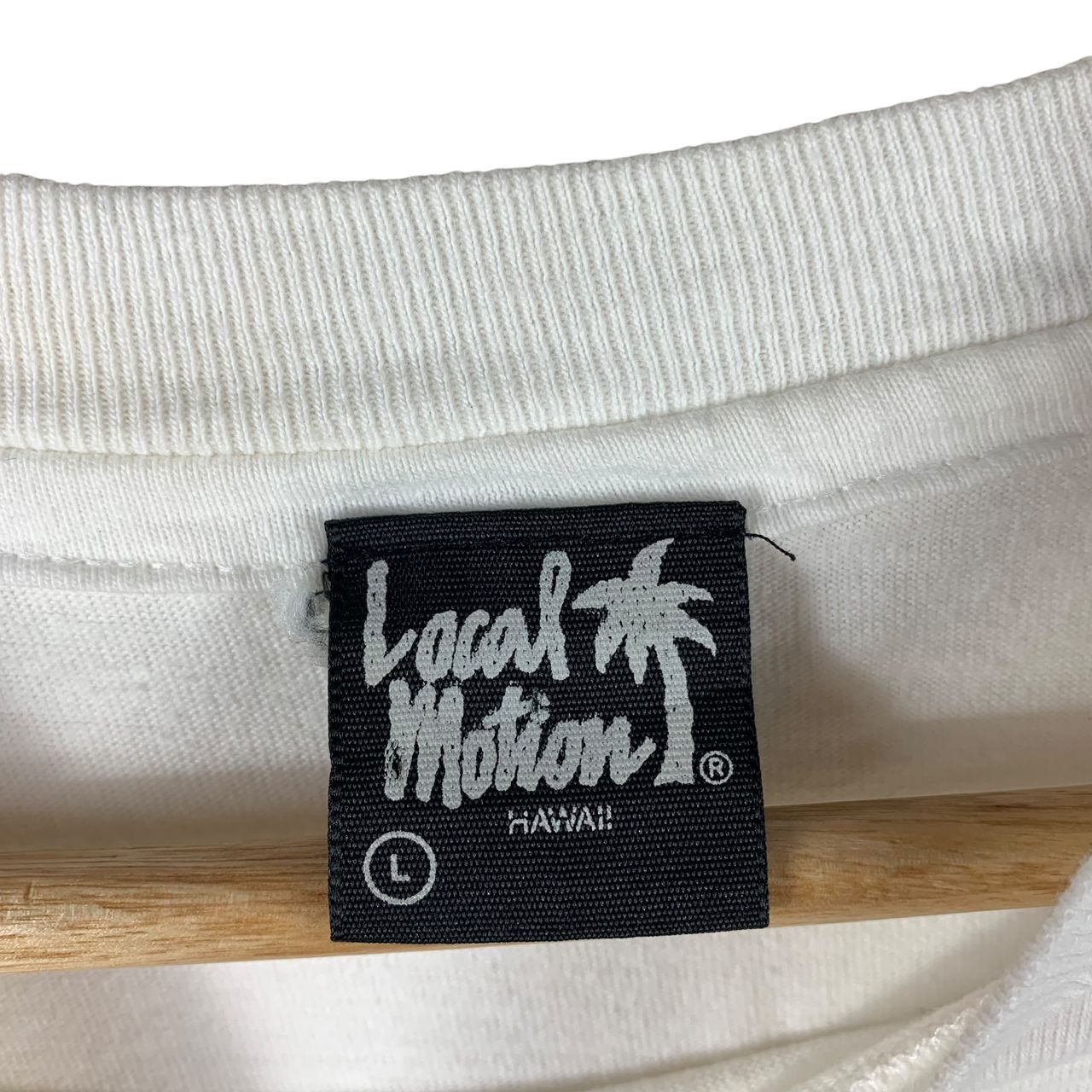 Vintage Vintage 90s LOCAL MOTION big logo back hit Surfing tee Size US L / EU 52-54 / 3 - 4 Thumbnail
