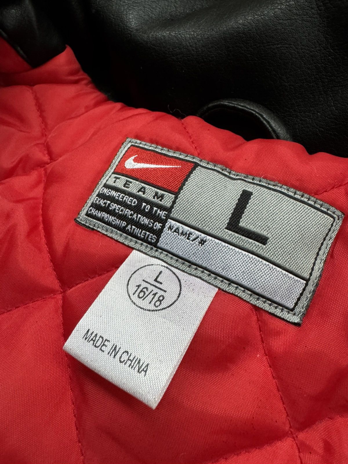 Nike Nike Air Team Canada Hockey Vintage Bomber Size US L / EU 52-54 / 3 - 3 Thumbnail