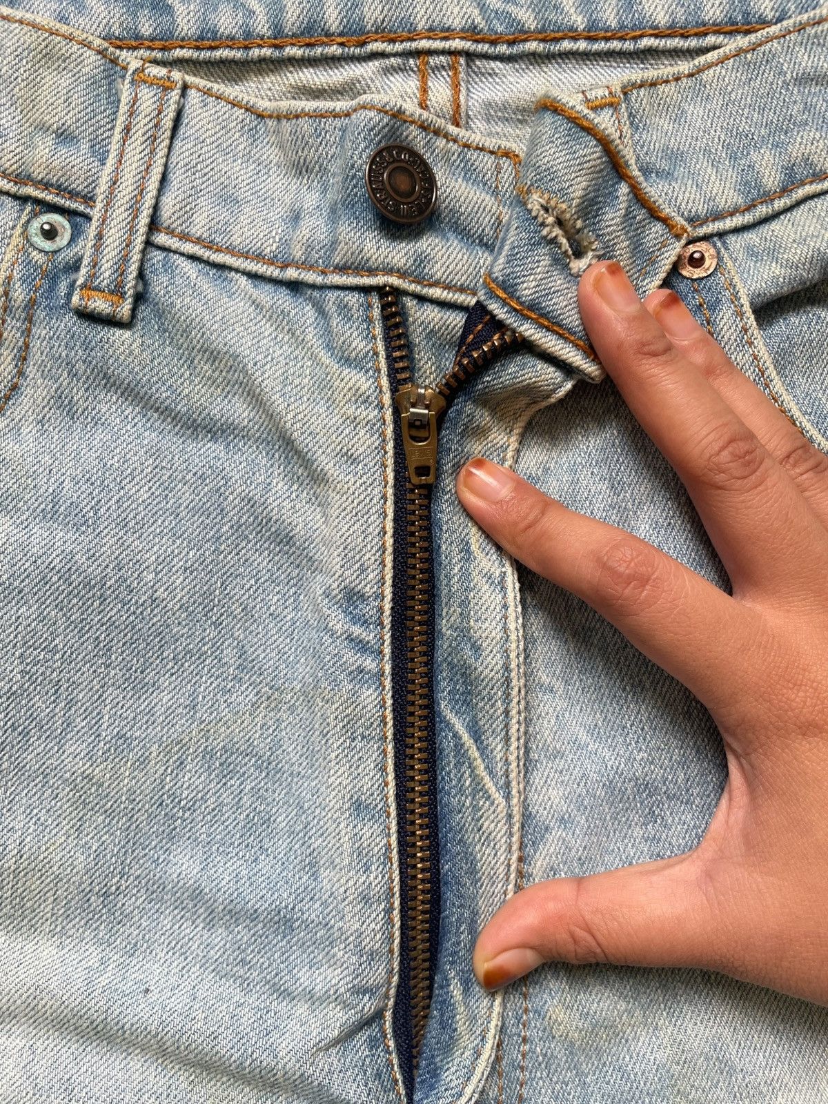 Levi's Vintage 90s Levis 503 Light Wash Loose Baggy Jeans Size US 34 / EU 50 - 3 Thumbnail