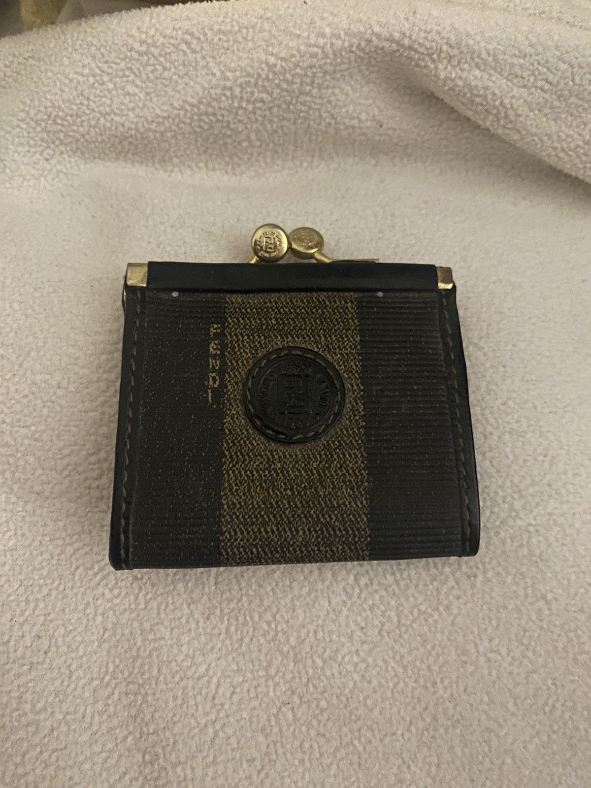 Fendi FENDI PEQUIN KISSLOCK COIN WALLET Size ONE SIZE - 1 Thumbnail