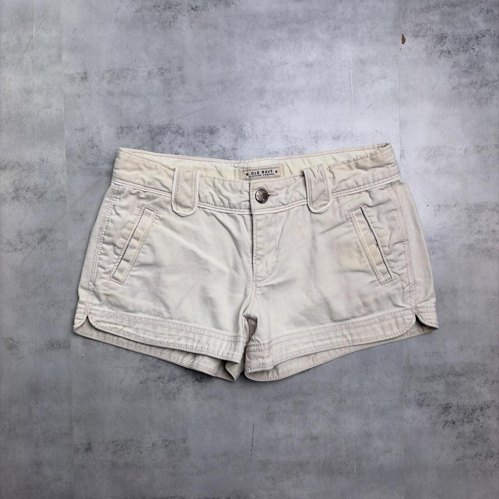 Old Navy Y2K Beige Old Navy Grunge Mini Gothic Shorts Size 34" / US 12 / IT 48 - 2 Thumbnail