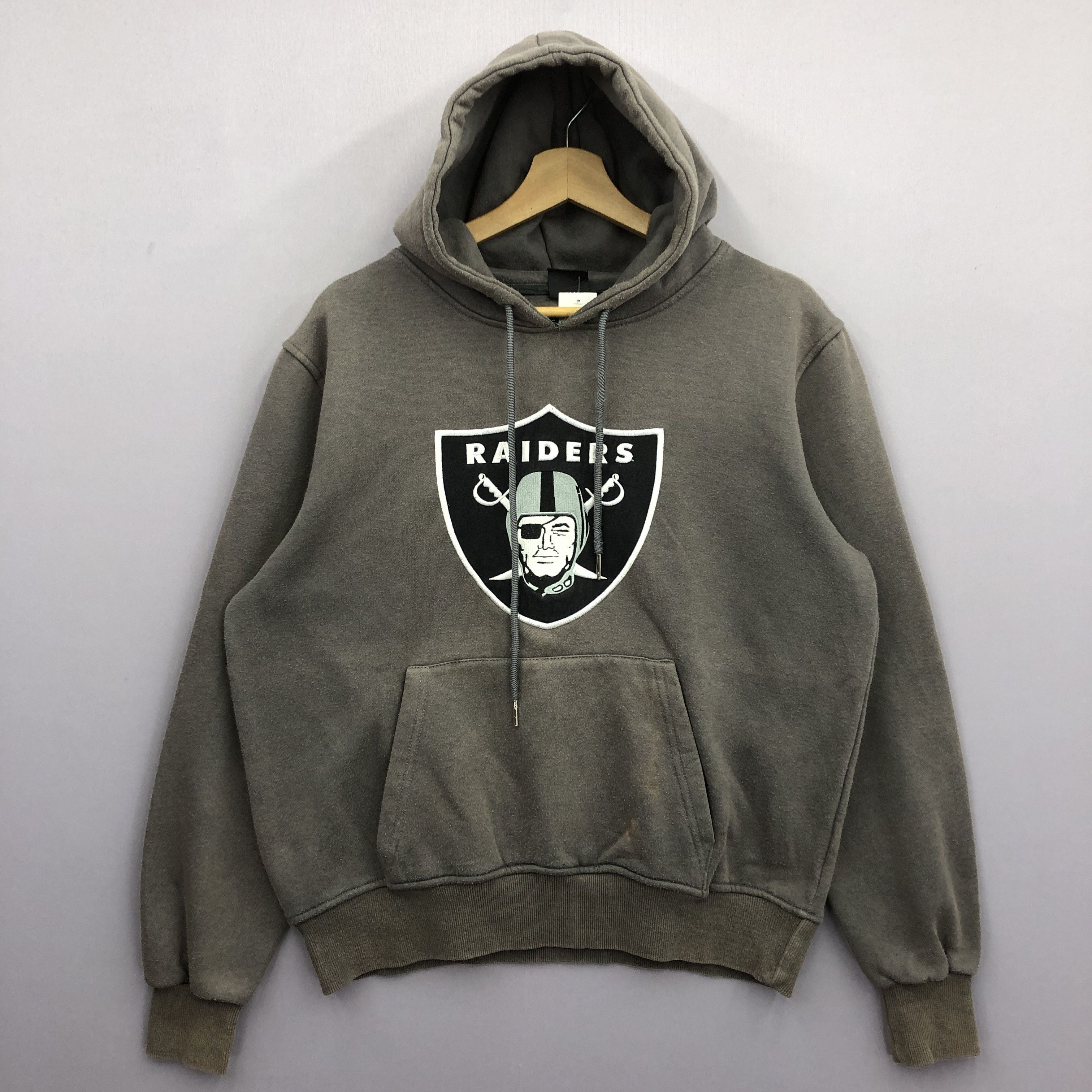 NFL × Vintage Vintage Oakland Raiders Hoodie Sweater NFL Sweatshirt Jumper Size US L / EU 52-54 / 3 - 2 Thumbnail