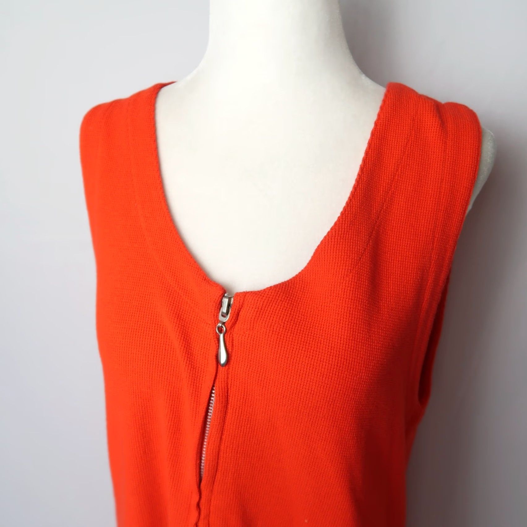 Vintage VINTAGE 90s Only bright orange knit zip front mini jumper dress M Clothing/Bohemian style? (But must use only original words). Size M / US 6-8 / IT 42-44 - 2 Thumbnail
