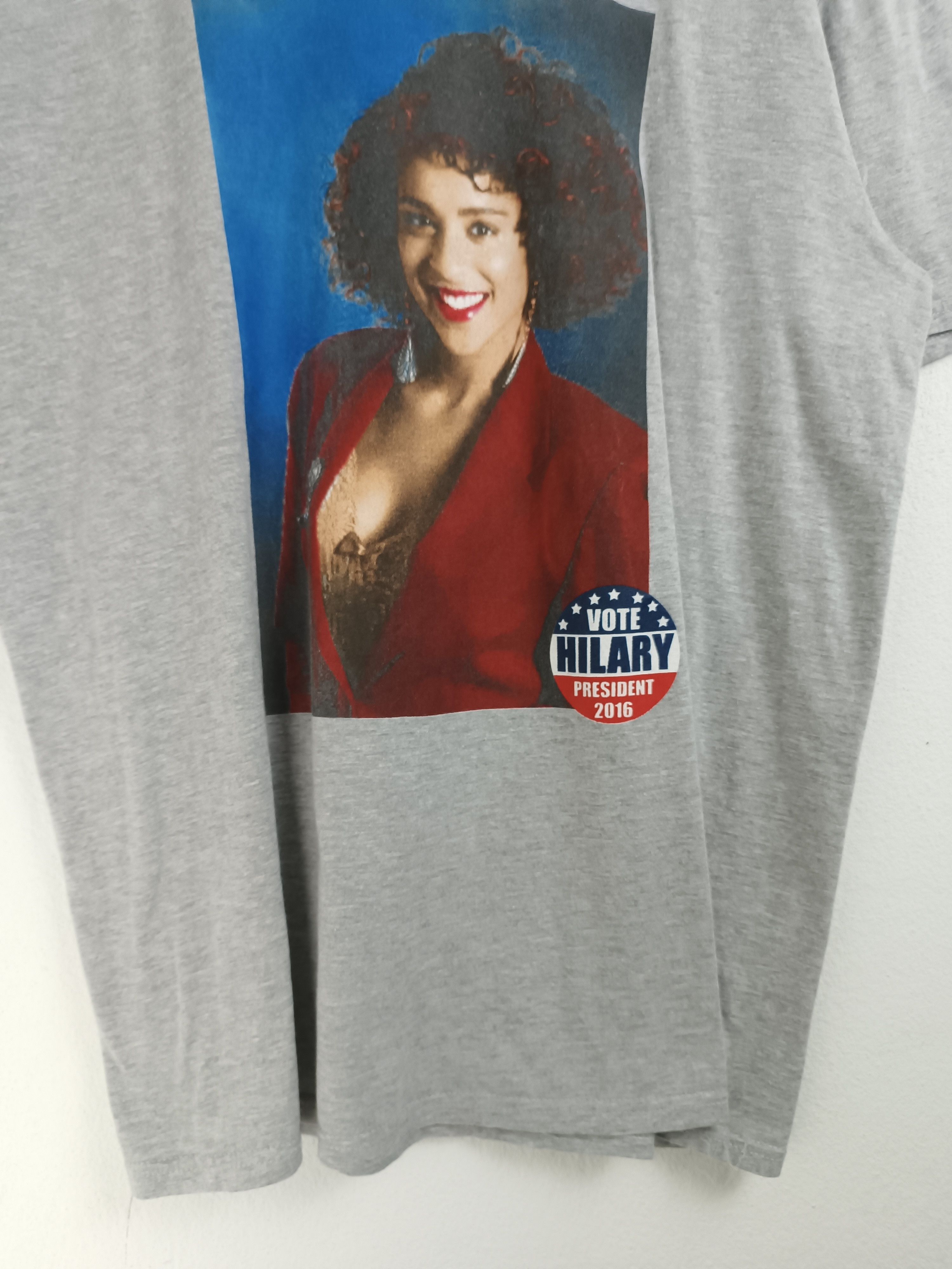 Vintage VINTAGE 2016 VOTE HILLARY ABI OBAMA CAMPAIGN TEE TRUMP ELON Size US L / EU 52-54 / 3 - 7 Thumbnail
