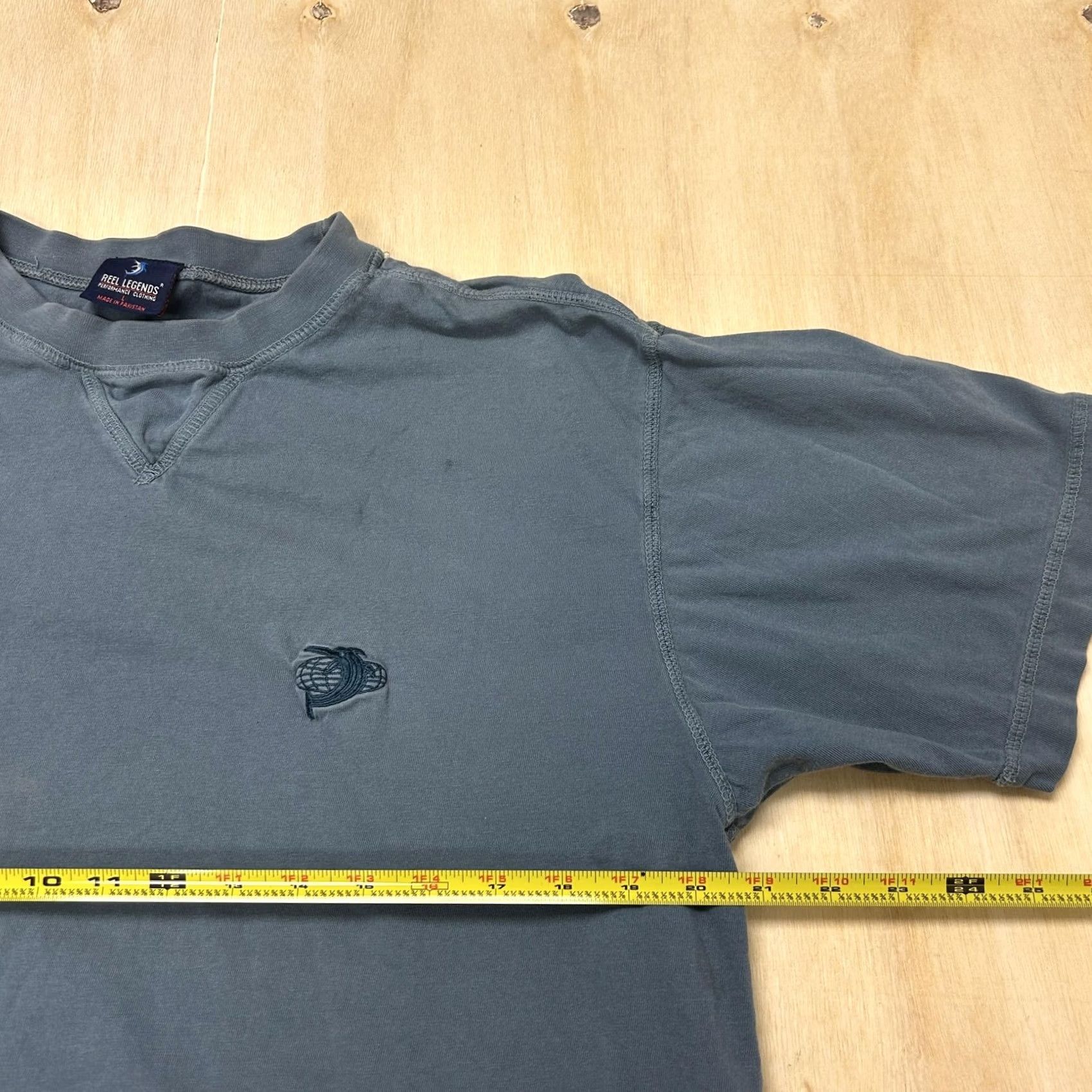 Vintage Reel Legends Fish Shirt Mens Large Blue Embroidered Logo Fishing Tee T-Shirt Size US L / EU 52-54 / 3 - 7 Thumbnail