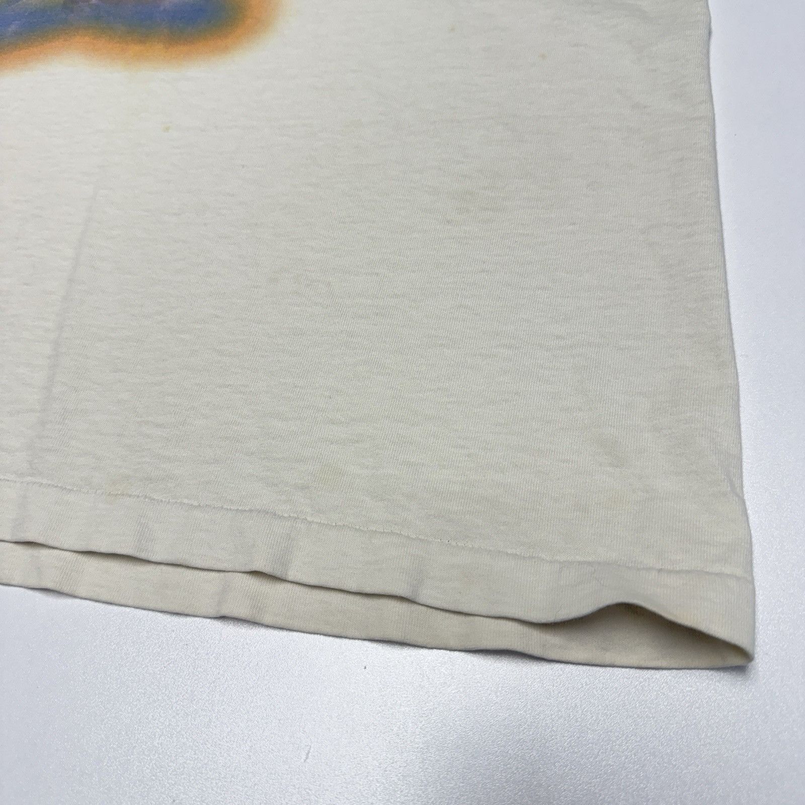 Vintage Vintage Y2k 90s Tanning Lotion T Shirt Mens XL 22.5x26 Girl Size US XL / EU 56 / 4 - 11 Thumbnail