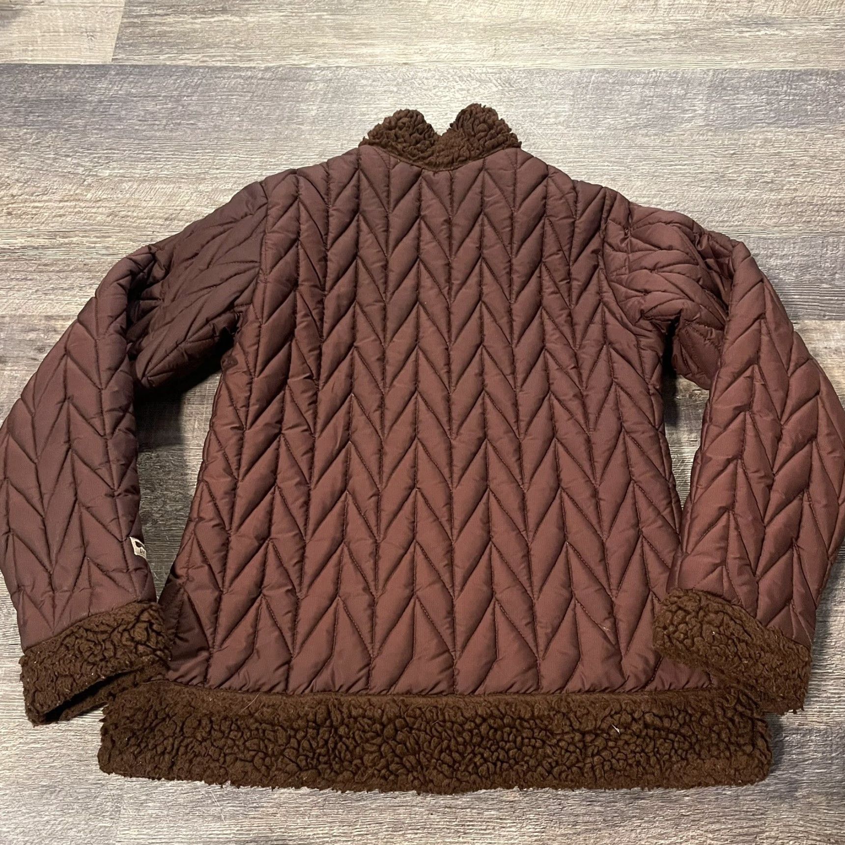 Patagonia VINTAGE Patagonia Quilted Jacket Sherpa Trim Jacket Burgundy Brown USA Made Size S / US 4 / IT 40 - 2 Thumbnail