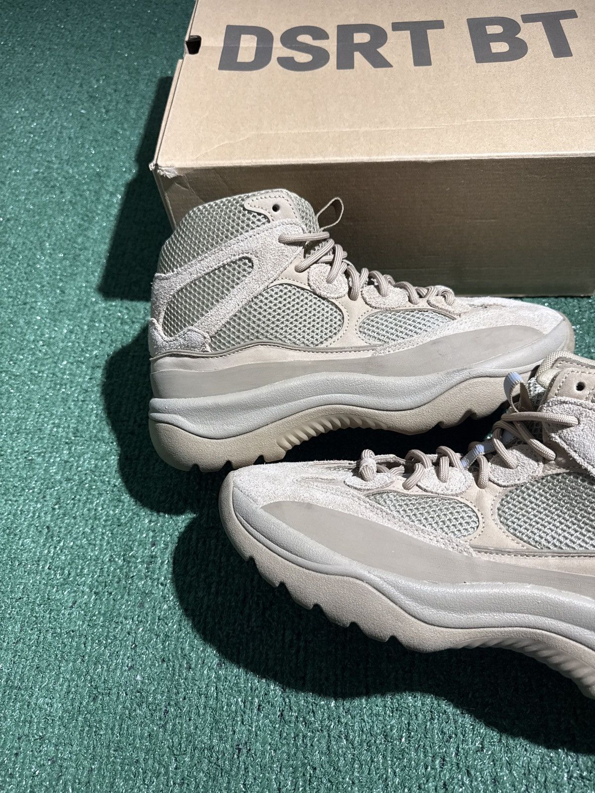 Yeezy Adidas Yeezy Desert Boot Rock Size US 9.5 / EU 42-43 - 2 Thumbnail