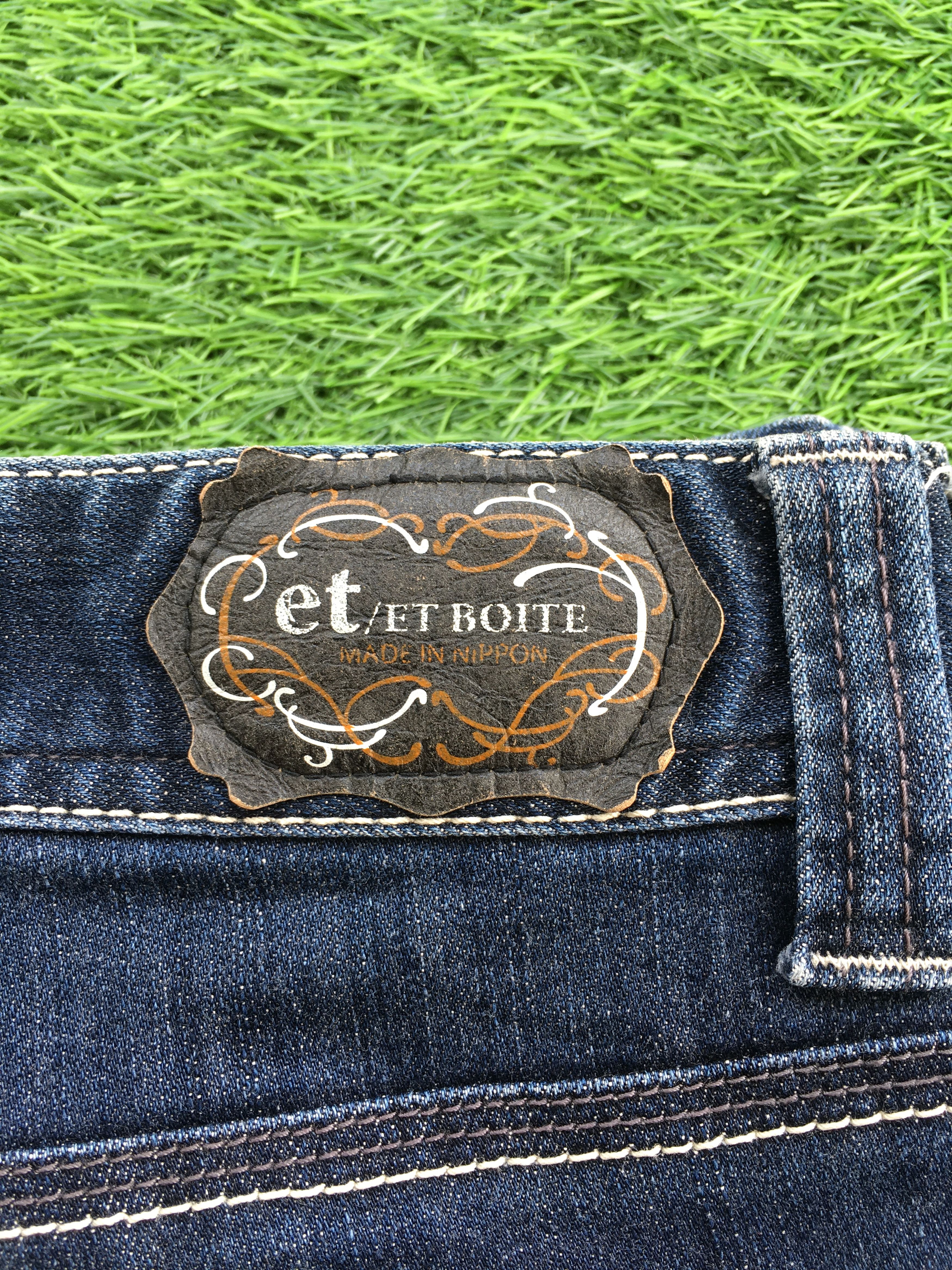 Japanese Brand Japanese Blue Flared Jeans Distressed Jeans D-1177 Size 25" / US 0 / IT 36 - 9 Thumbnail