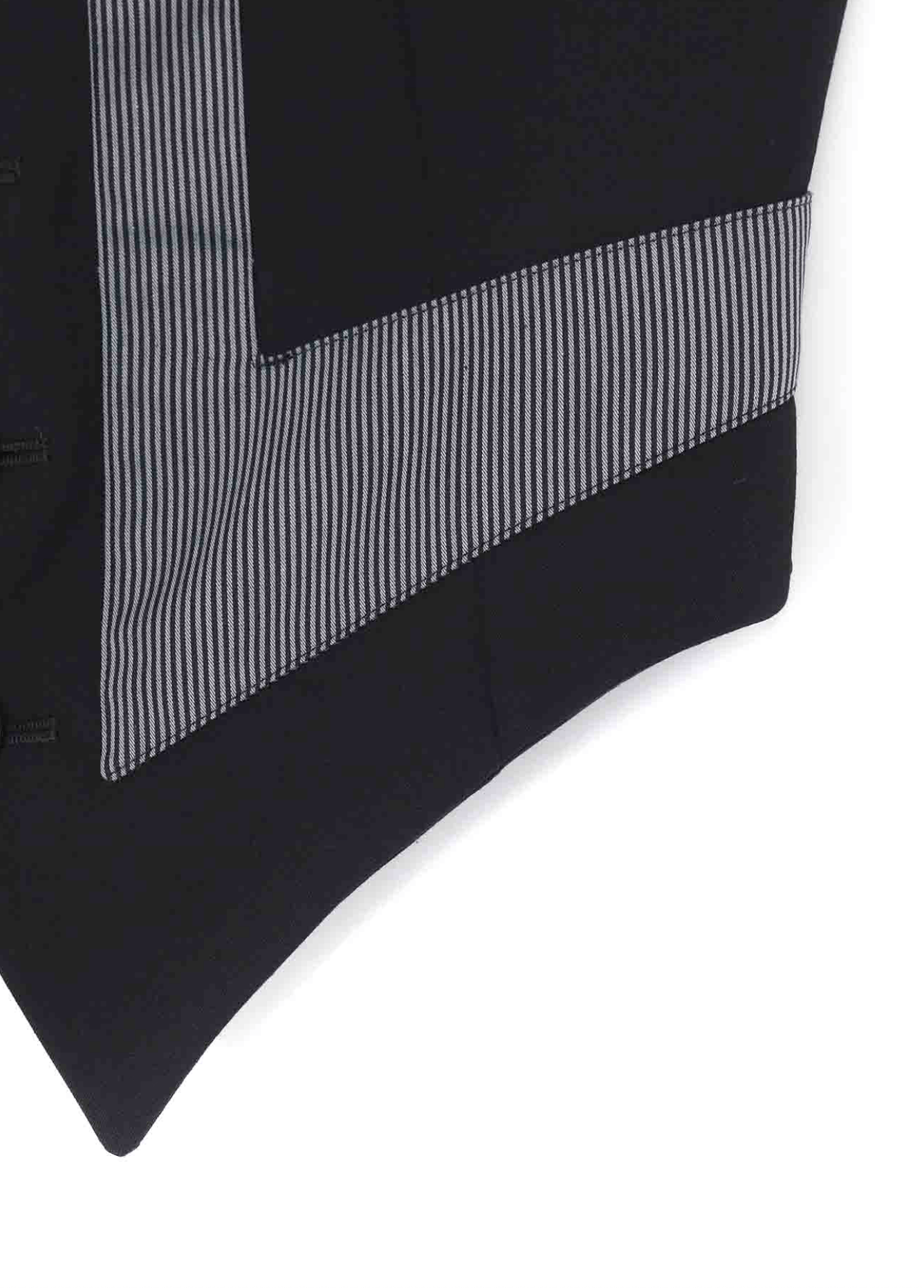 Yohji Yamamoto Yohji Yamamoto Pour Homme LEFT DECORATIVE CLOTH VEST Size US L / EU 52-54 / 3 - 3 Thumbnail