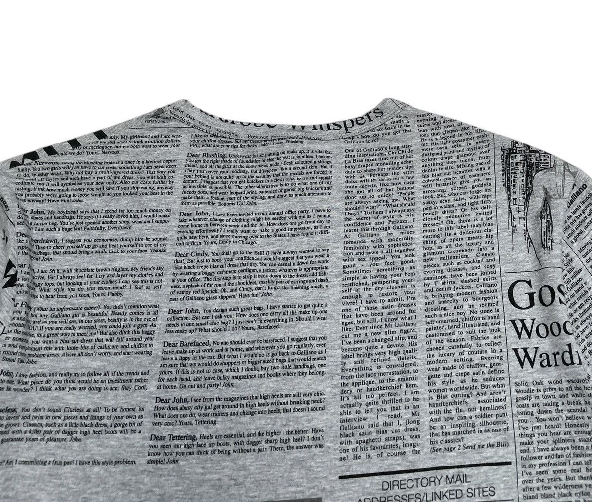 Just Cavalli Vintage John Galliano Gazette Newspaper V neck T-shirt 2000s Size US S / EU 44-46 / 1 - 4 Thumbnail