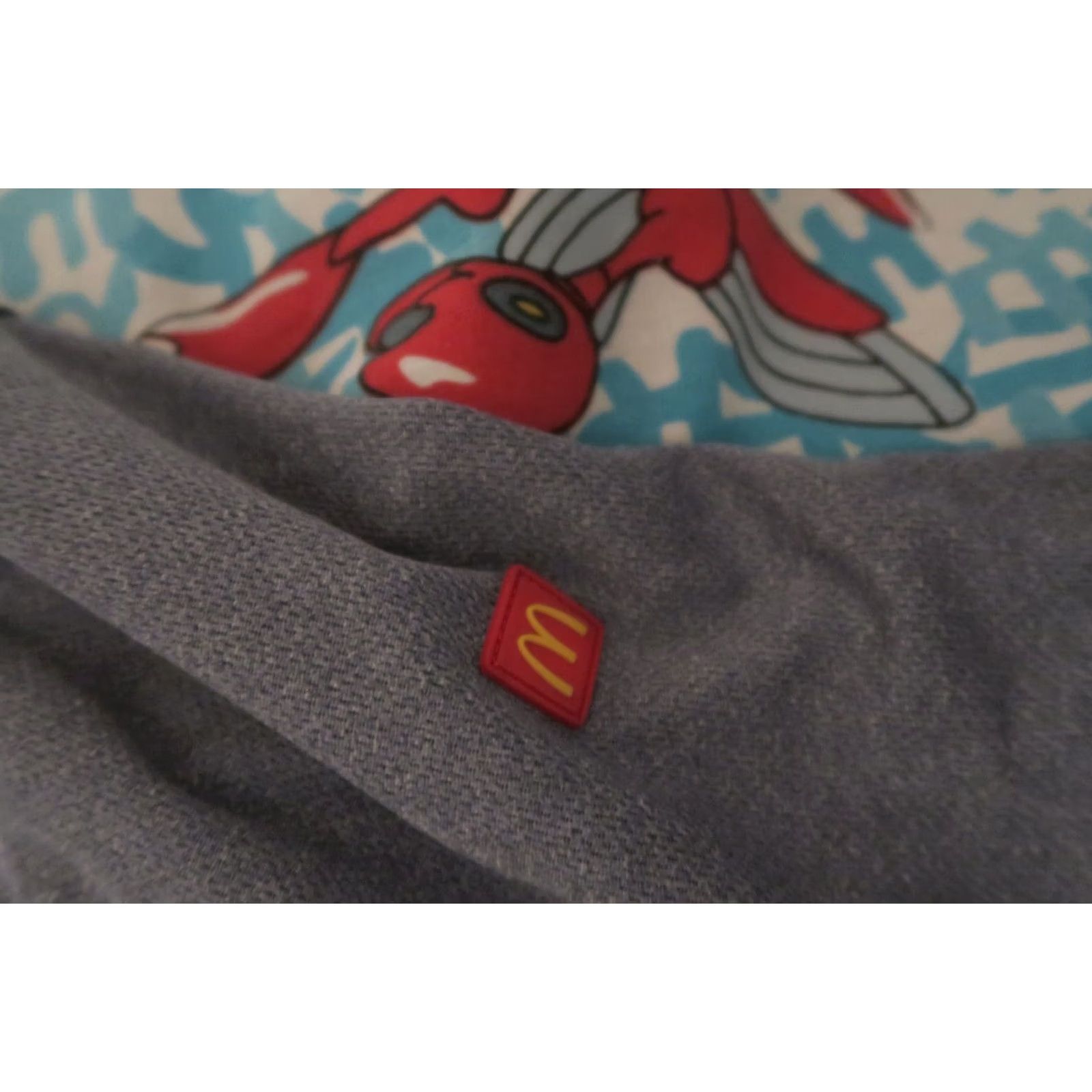 Vintage McDonald's Apparel Collection McDonald's Shirt Unisex Medium Blue Polyester Crewneck Short Sleeve Shirt Size US M / EU 48-50 / 2 - 2 Thumbnail
