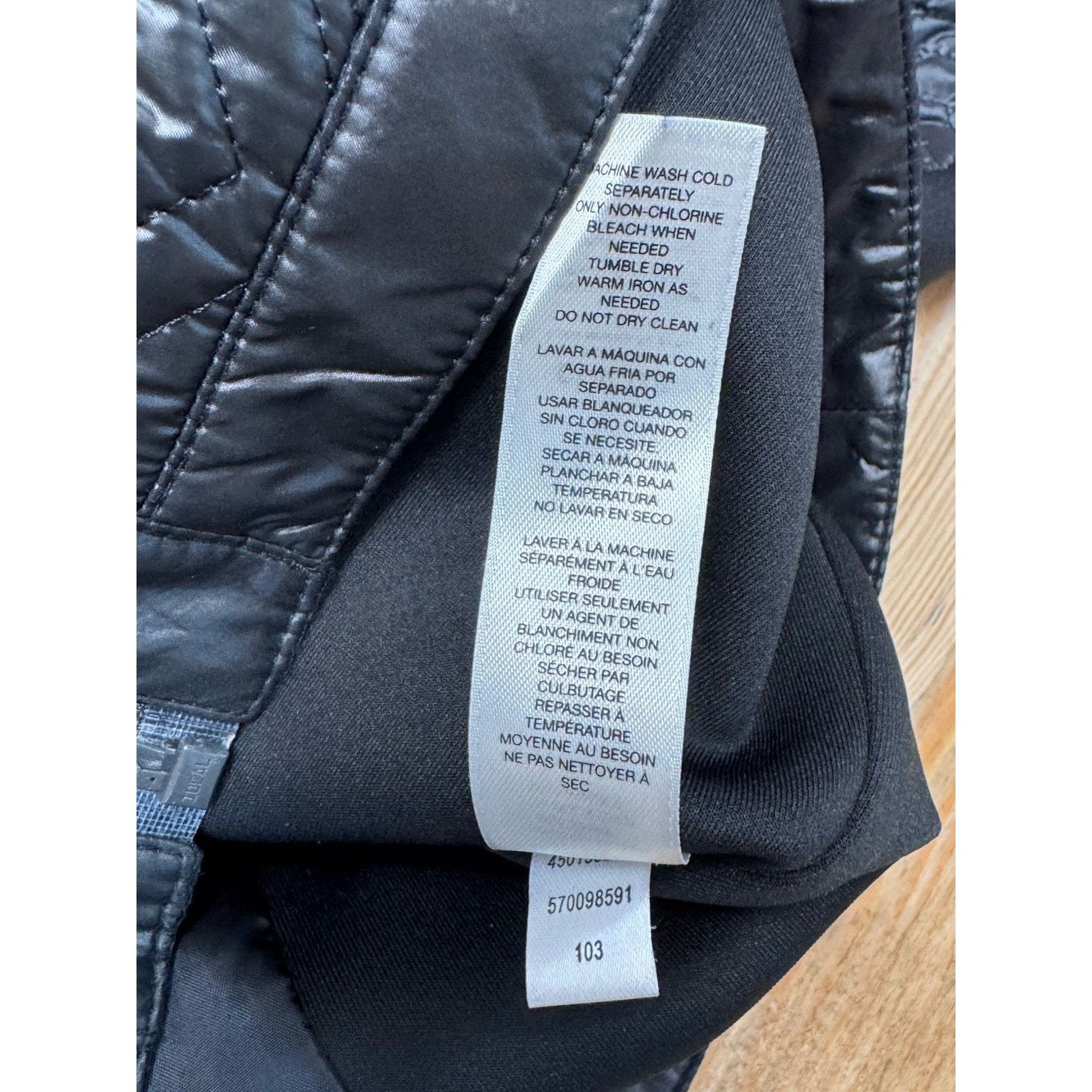 Chicos Chico’s Women’s Size 0/S Chevron Quilted Jacket Stretch Size S / US 4 / IT 40 - 9 Thumbnail