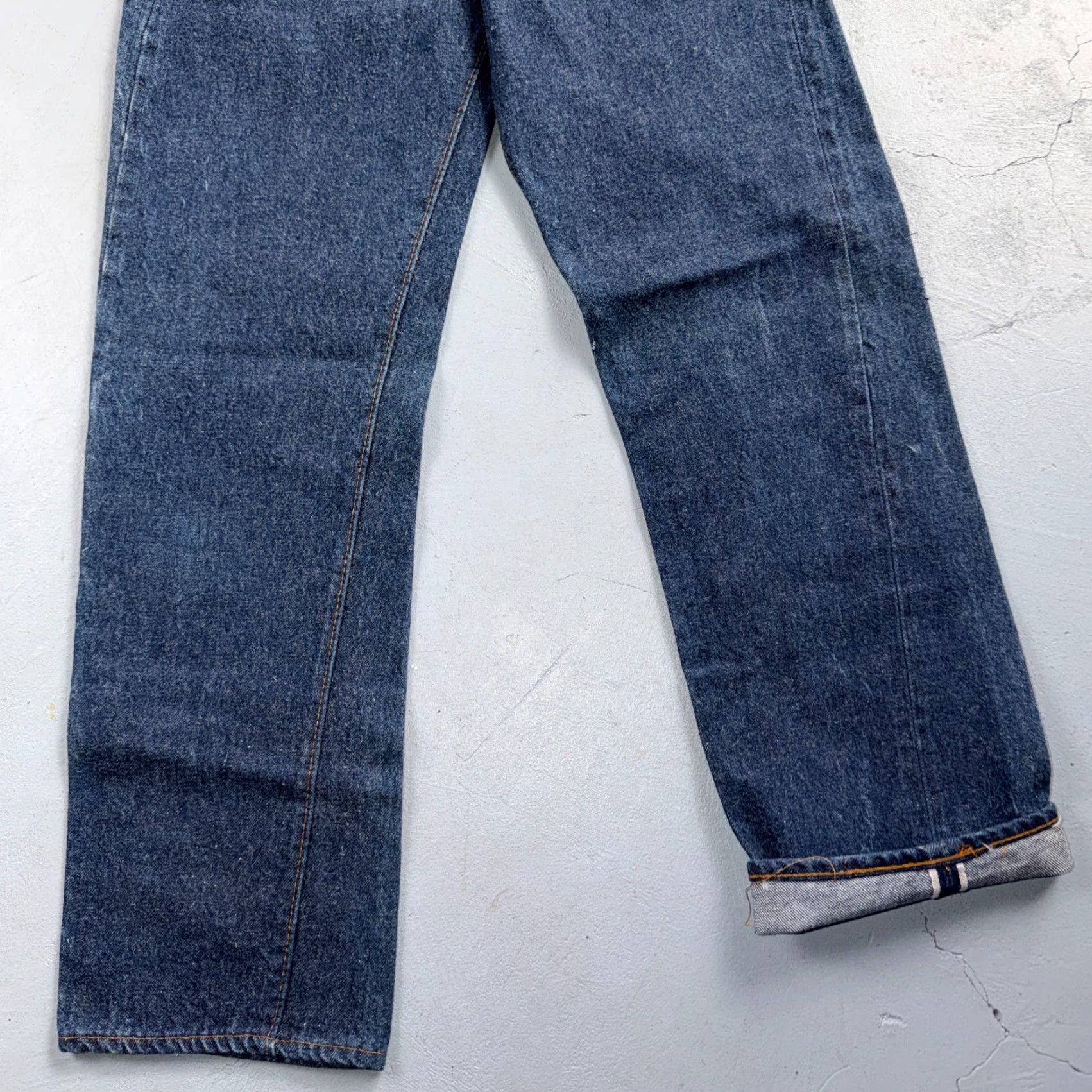 Levi's Levis 501 Vintage 80s Redline Selvedge USA Jeans Fuzzy Dark Wash 27x31 Act 25x27 Levi's 501 Series Size US 27 - 3 Thumbnail