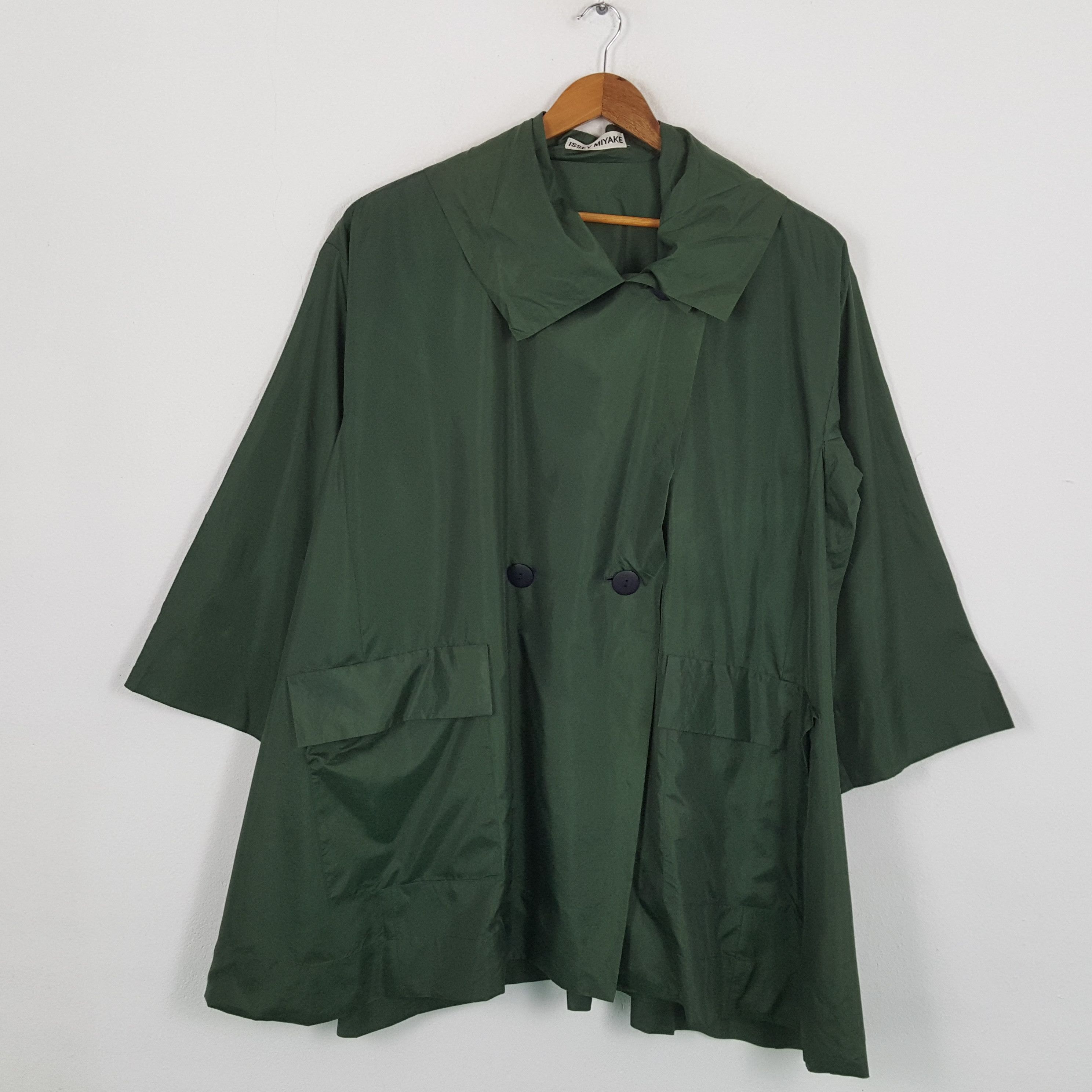 Issey Miyake × Japanese Brand × Vintage Vintage ISSEY MIYAKE Japanese Fashion Designer Brand Jacket Size US XXL / EU 58 / 5 - 1 Thumbnail