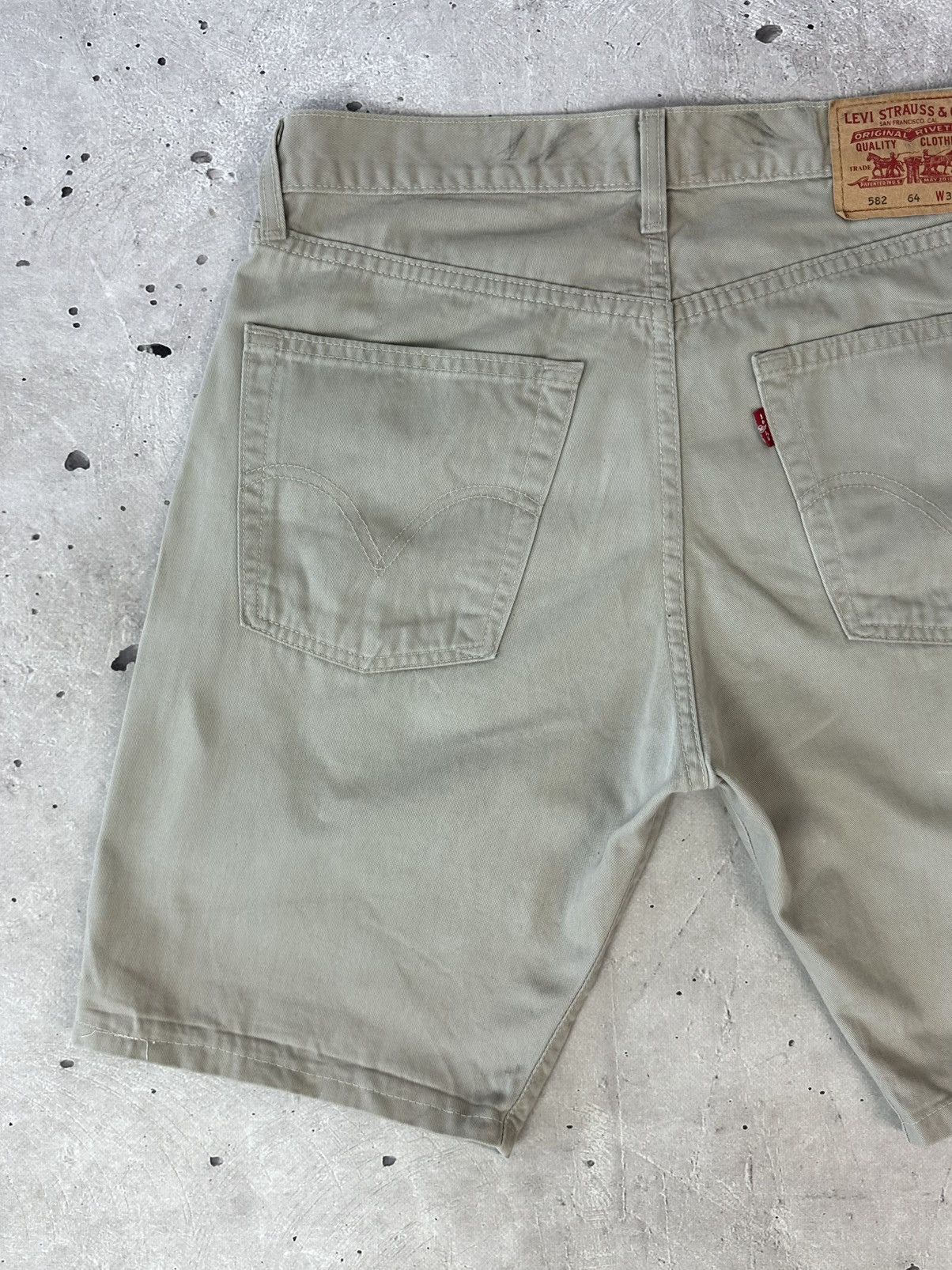 Levi's Levi’s 582 Vintage Beige Cotton Men’s Shorts Size US 32 / EU 48 - 10 Thumbnail