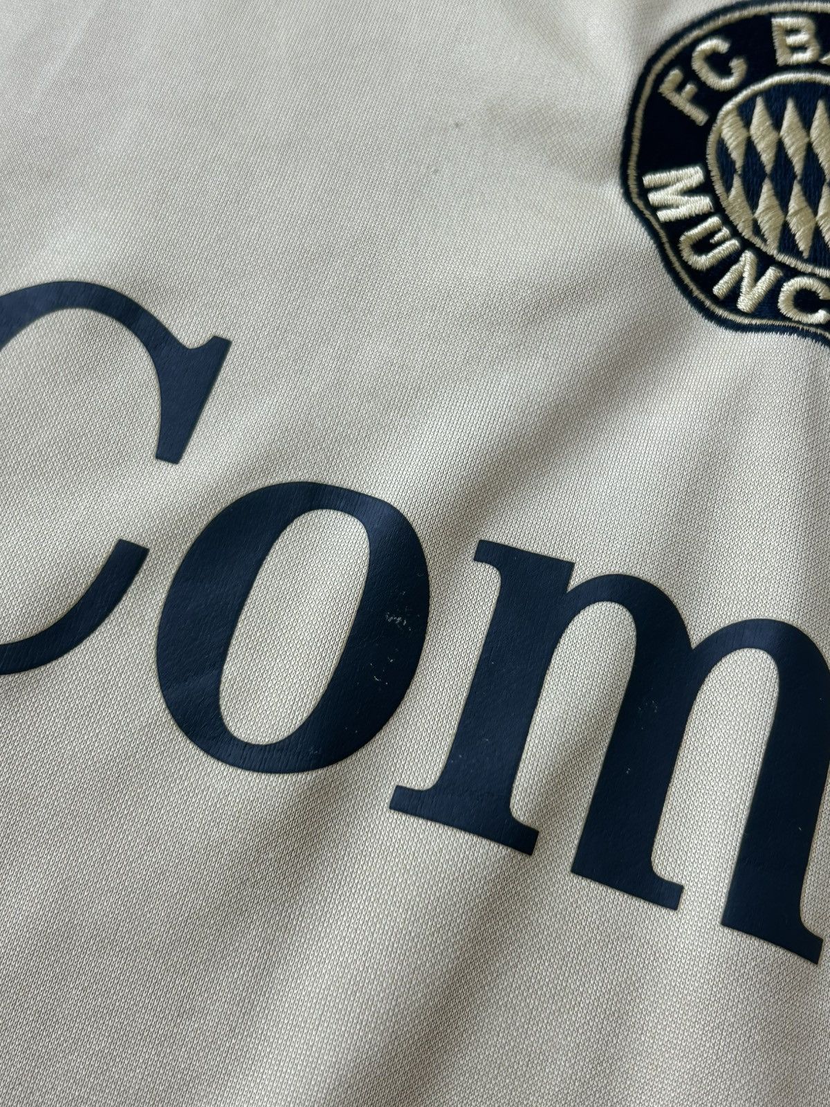 Adidas Bayern Munich Jersey Away football Soccer shirt 2004 - 2005 Size US L / EU 52-54 / 3 - 7 Thumbnail