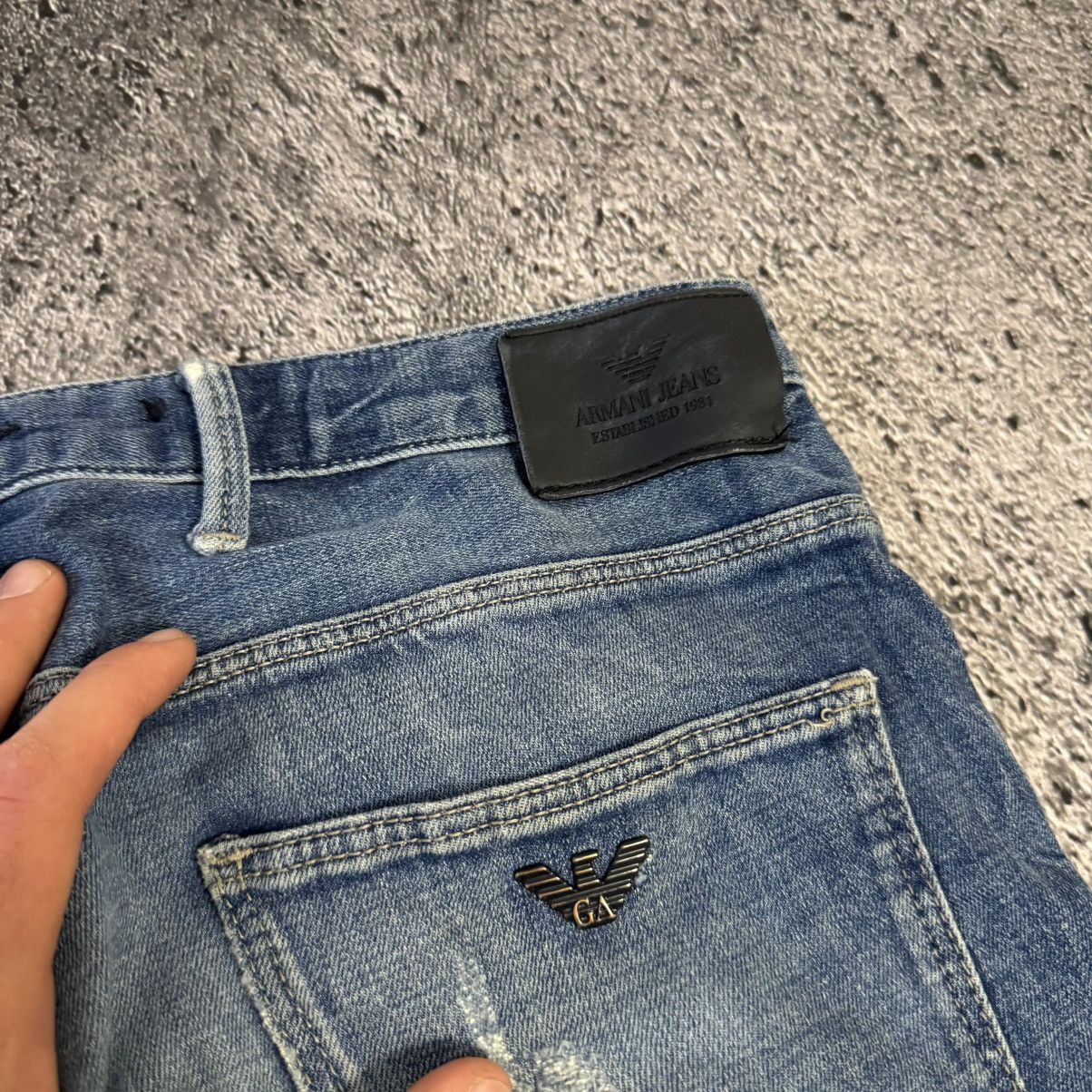 Armani Vintage Armani Jeans mans denim size 34 Size US 34 / EU 50 - 11 Thumbnail