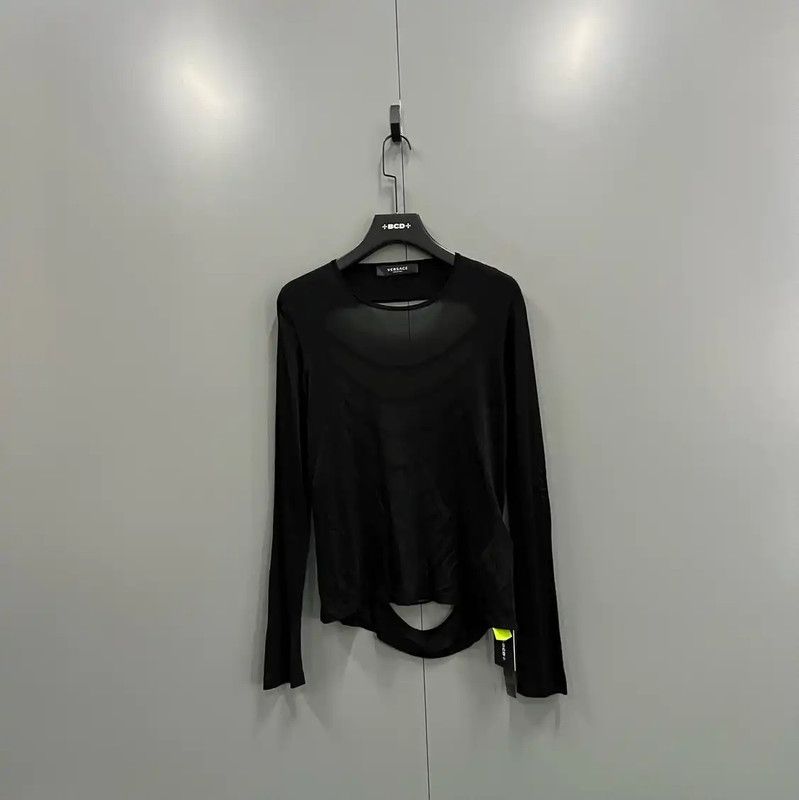 Versace Versace Black Wool Long Sleeve Pullover 0089 Size ONE SIZE - 1 Thumbnail