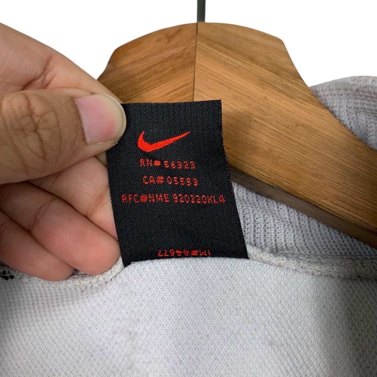 Nike NIKE Small Swoosh Logo Sweater Jacket #1996-C87 Size US L / EU 52-54 / 3 - 15 Thumbnail