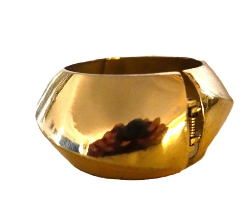 Vintage Gold tone Cuff Clasp Bold Bracelet Size ONE SIZE - 3 Thumbnail