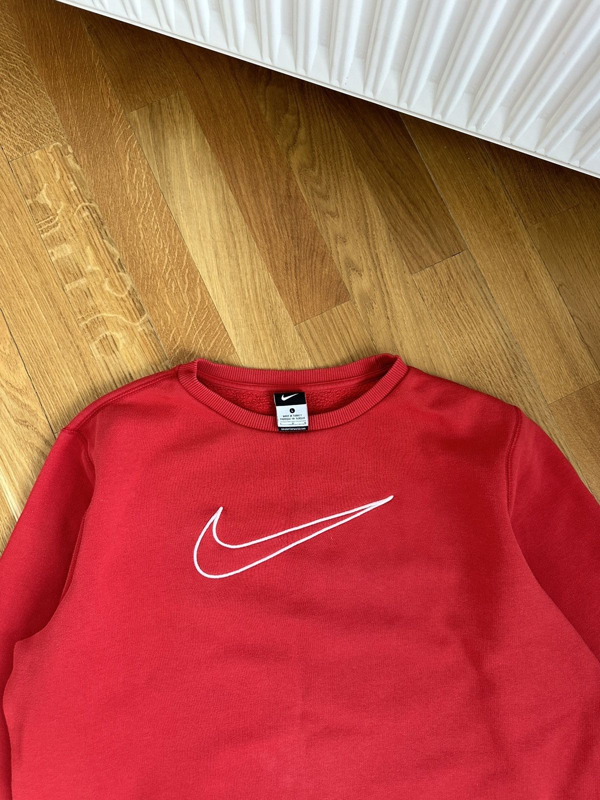 Nike Vintage Nike Sweatshirt Big Logo Centre Size US L / EU 52-54 / 3 - 5 Thumbnail
