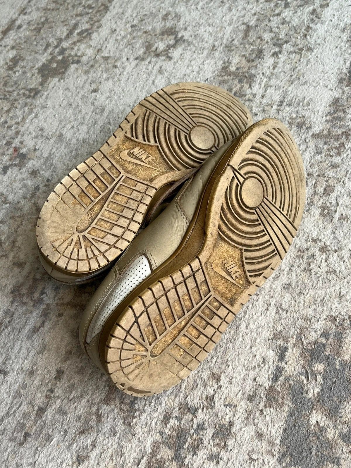 Nike Nike 313264-212 2007 VTG Tennis Nike Shoes Leather US 9.5 Size US 9.5 / EU 42-43 - 8 Thumbnail