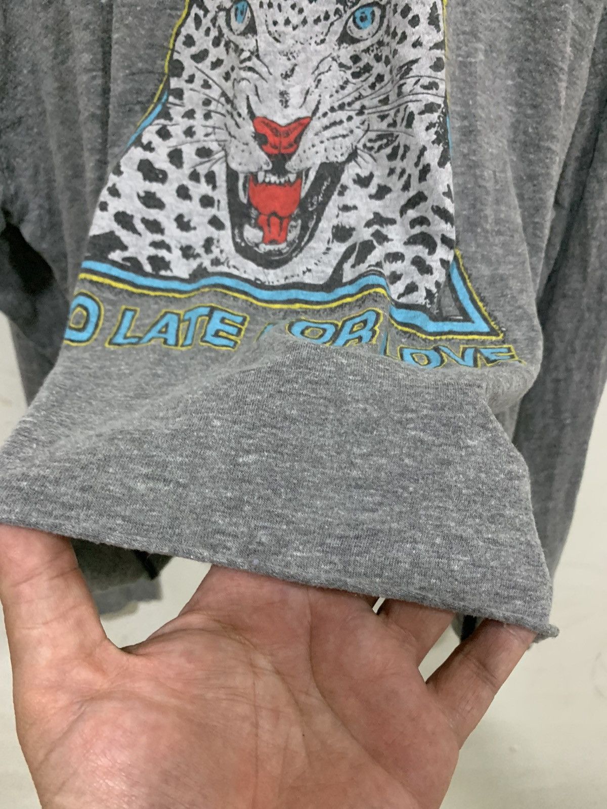Band Tees Y2K Def Leppard Long sleeve Cropped Size US XS / EU 42 / 0 - 3 Thumbnail
