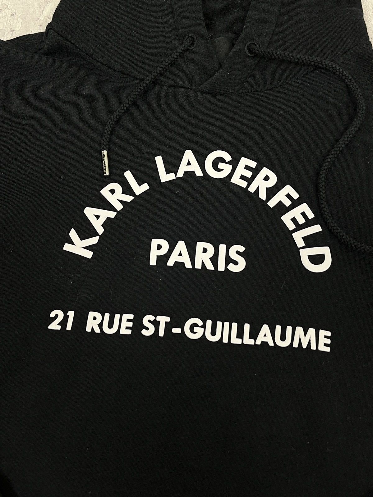 Karl Lagerfeld Women’s Karl Lagerfeld Big Central Logo Black Hoodie Size XS / US 0-2 / IT 36-38 - 4 Thumbnail