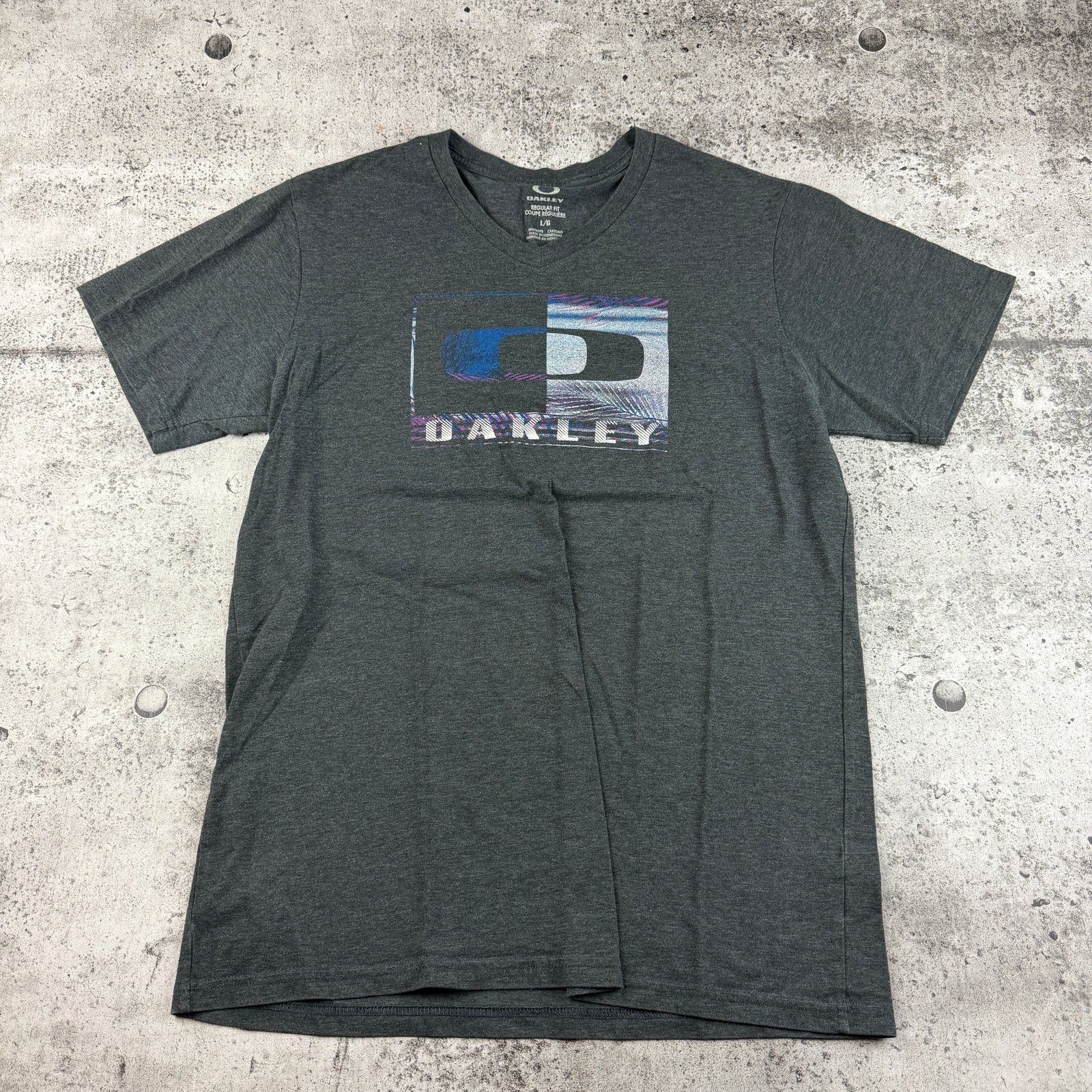 Oakley Oakley V-Neck Shirt Size Large Size US L / EU 52-54 / 3 - 1 Thumbnail