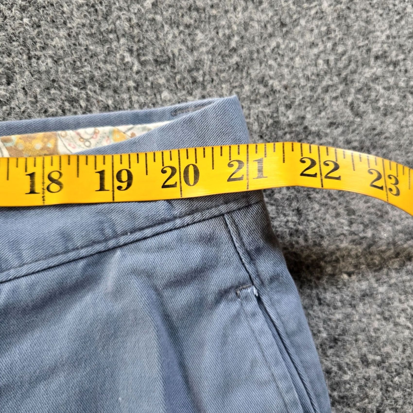 Vintage Washed Stoned Beaten Shorts Mens 42 Gray Blue Massachusetts Embroidery Preppy Chino Regular Short Inseam 10 in Embroidered Pockets Size US 42 / EU 58 - 7 Thumbnail