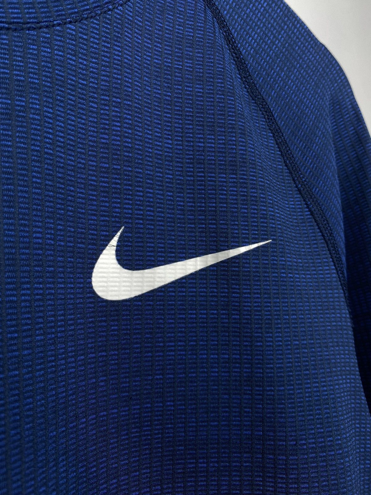 Nike × Vintage Vintage 00s Nike Nike PRO long sleeve Drill ACG y2k Size US M / EU 48-50 / 2 - 4 Thumbnail