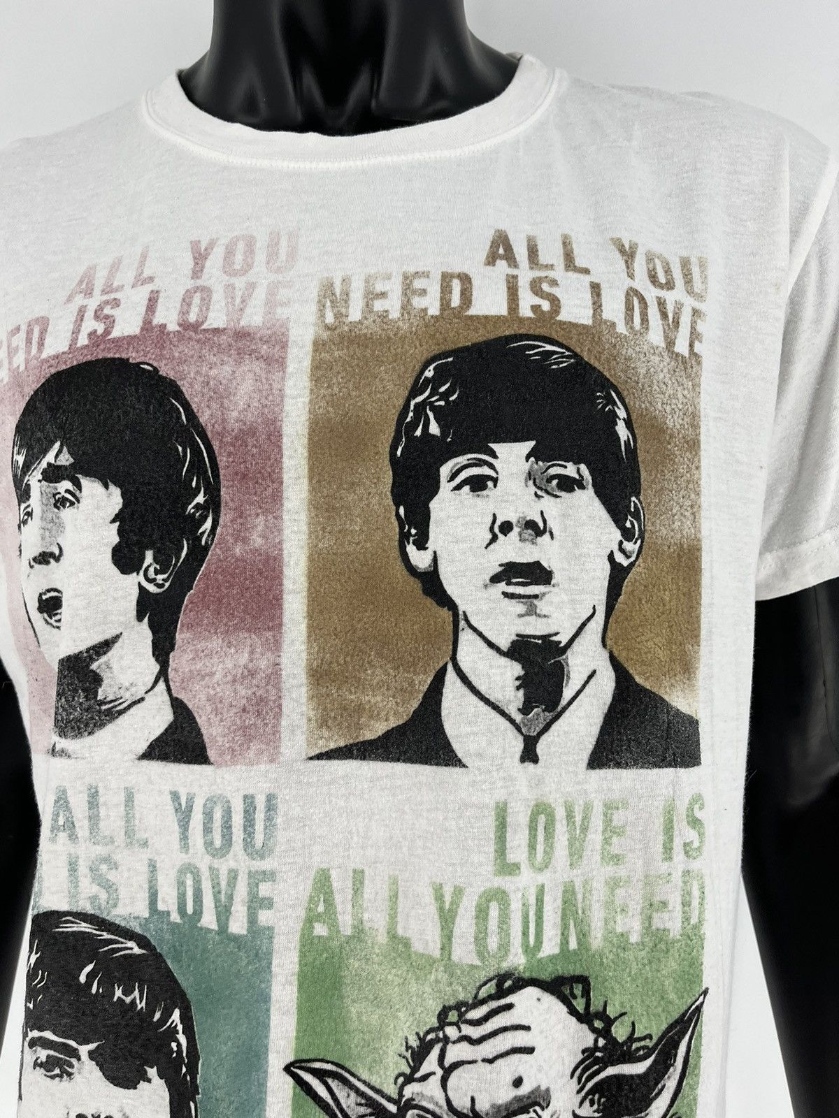 Band Tees × Vintage Vintage Tee Y2K The Beatles All You Need IS Love Size L Size US L / EU 52-54 / 3 - 12 Thumbnail