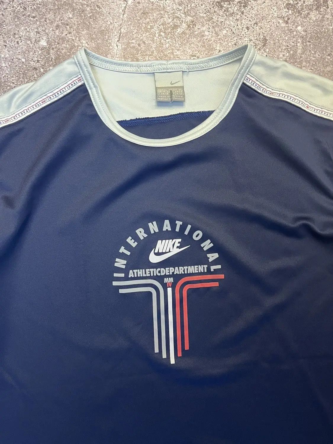 Nike NIKE VINTAGE INTERNATIONAL ATHLETIC T-SHIRT Size US XL / EU 56 / 4 - 2 Thumbnail