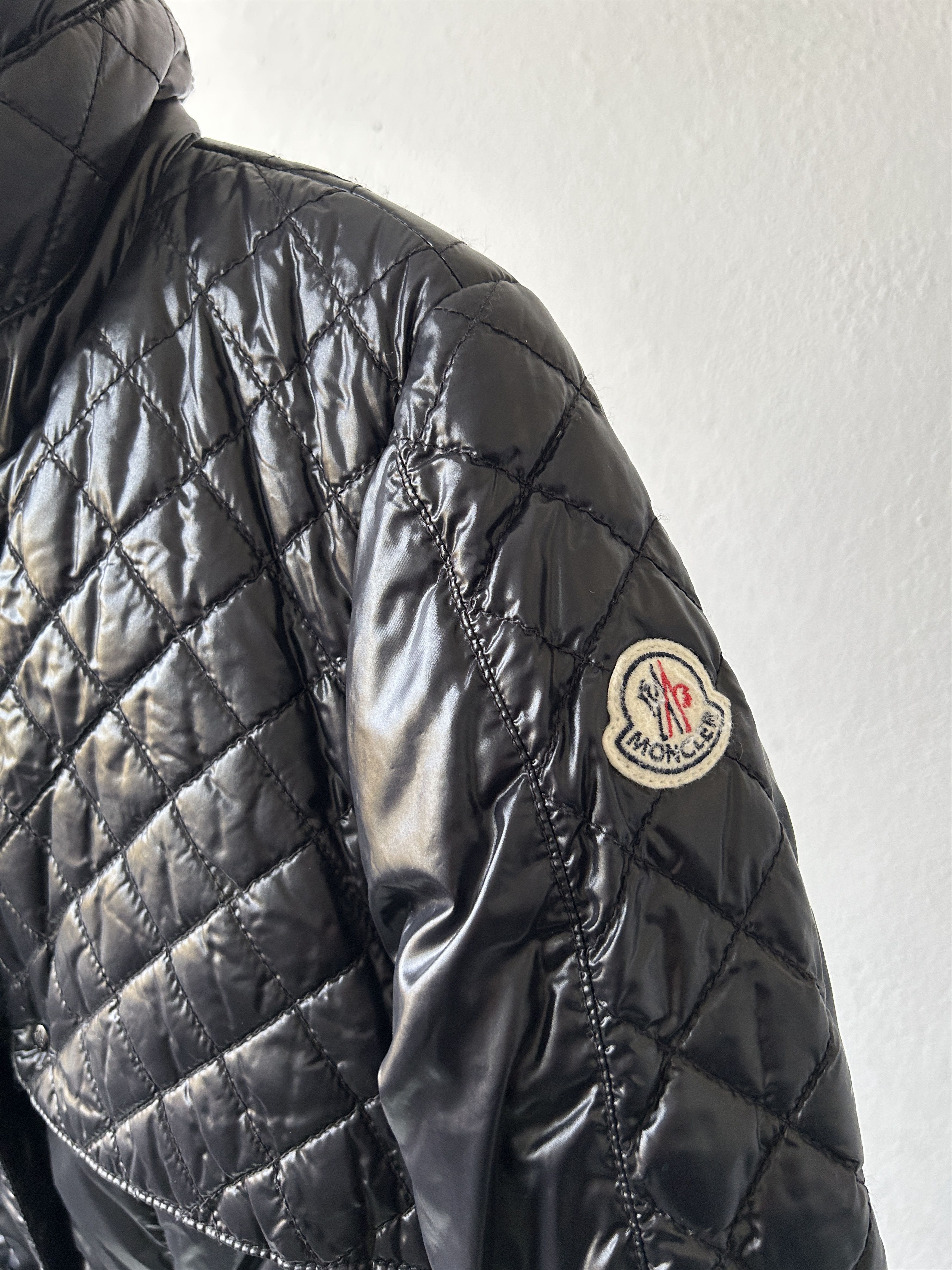 Moncler Moncler kingston belted quilted down jacket with badge Size M / US 6-8 / IT 42-44 - 4 Thumbnail