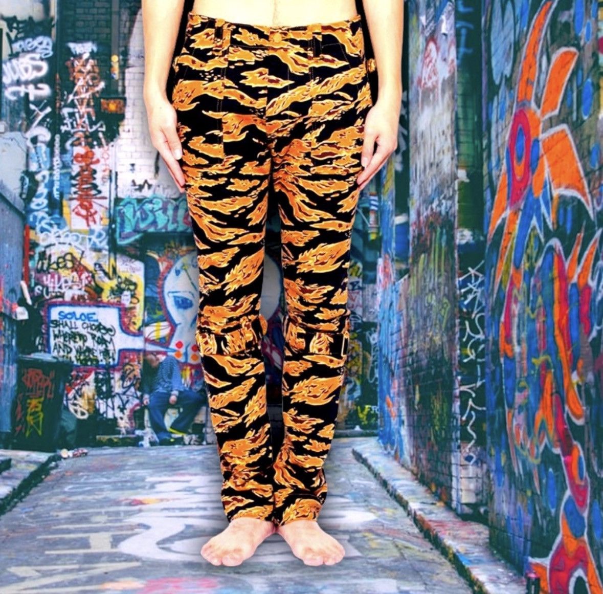 MCM 💎 ViNTaGe 💎 McM ❌PHeNoMeNoN TiGeR 🐅 CaMo 🔥 SKiNNY ZiP PaNTs👖 Size US 30 / EU 46 - 1 Thumbnail