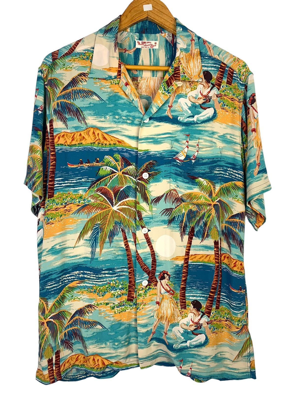 Vintage Sun Surf Hula LoversRayon Crepe Hawaiian Shirt