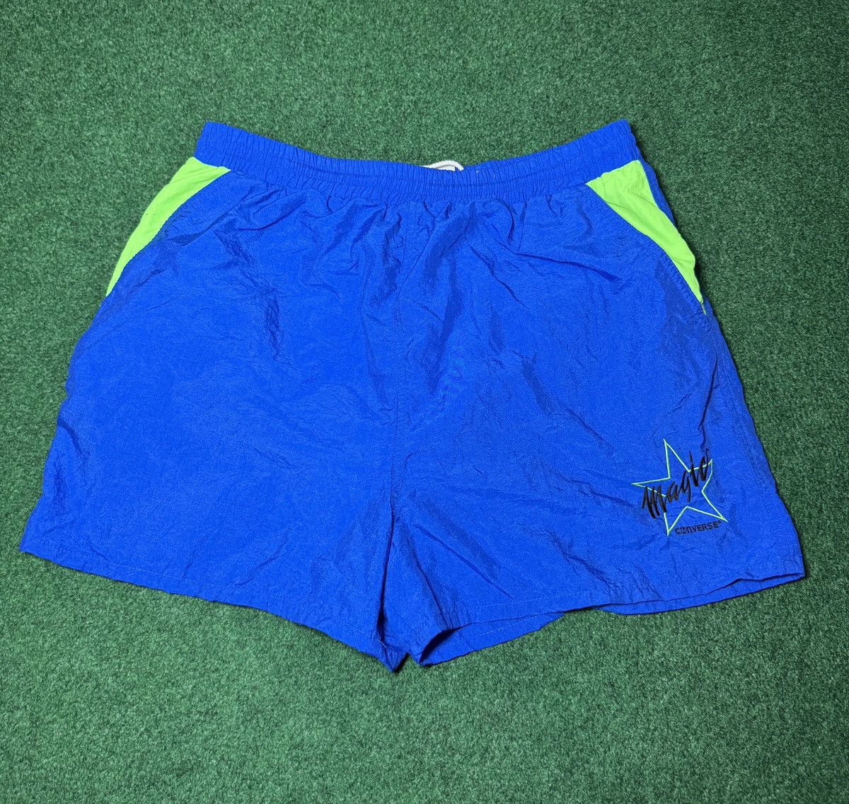 Converse Vintage 80s 90s Converse Magic Johnson Nylon Retro Shorts Size US 34 / EU 50 - 1 Thumbnail