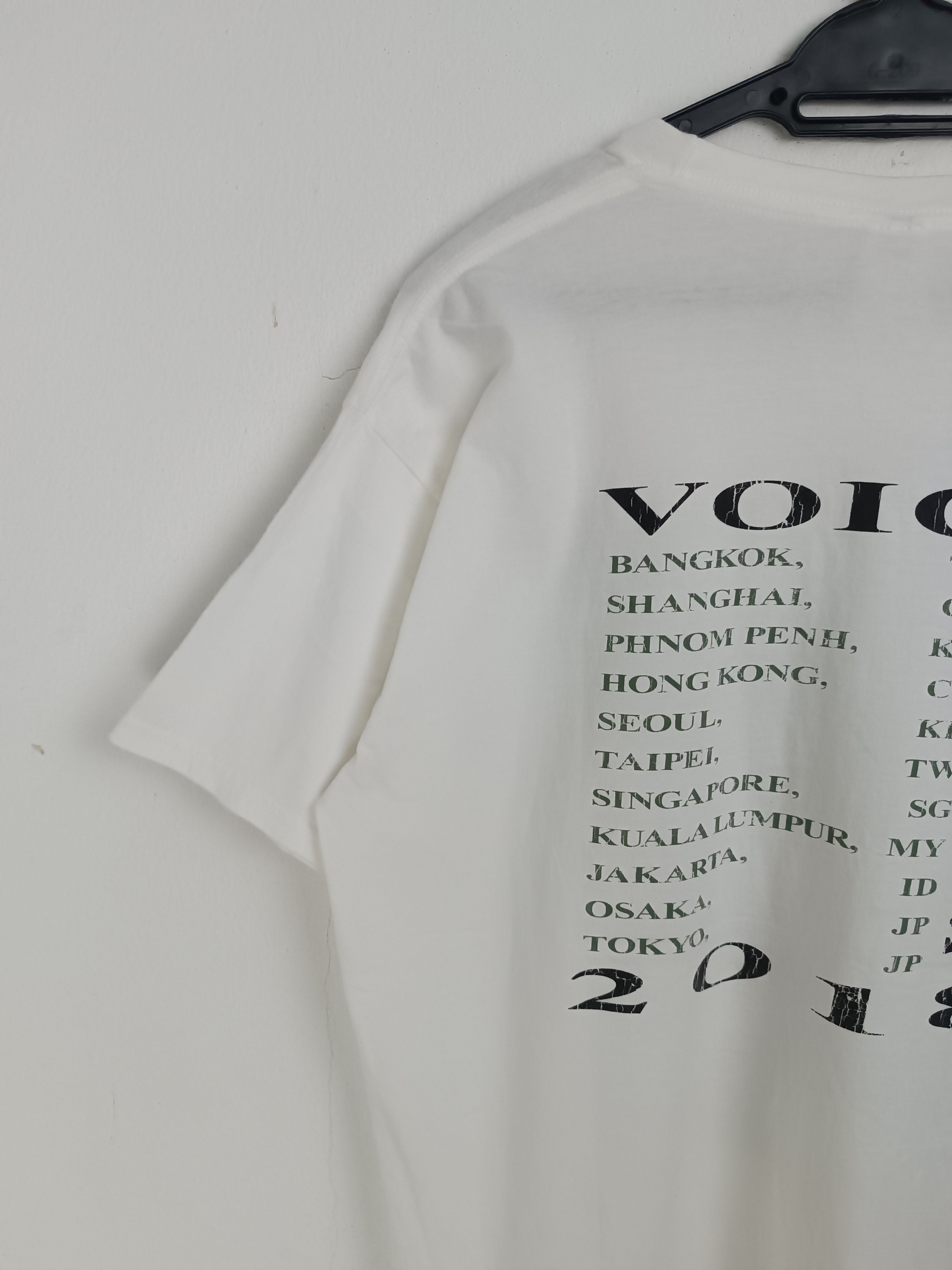 Band Tees VINTAGE '18 CHARLIE PUTH VOICE NOTES TEE wiz khalifa bieber Size US M / EU 48-50 / 2 - 11 Thumbnail