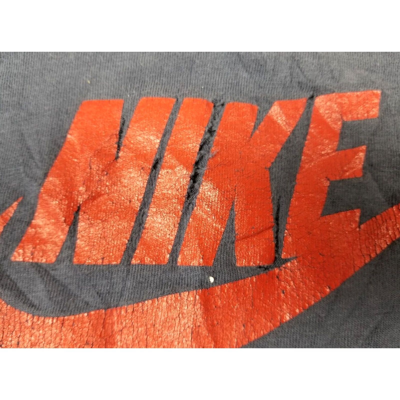 Nike VINTAGE Nike SINGLE STICH BIG SWOOSH LOGO T-SHIRT SZ MEDIUM Shirt Mens Black 70s Retro Band USA Nets: N/A Size US M / EU 48-50 / 2 - 4 Thumbnail