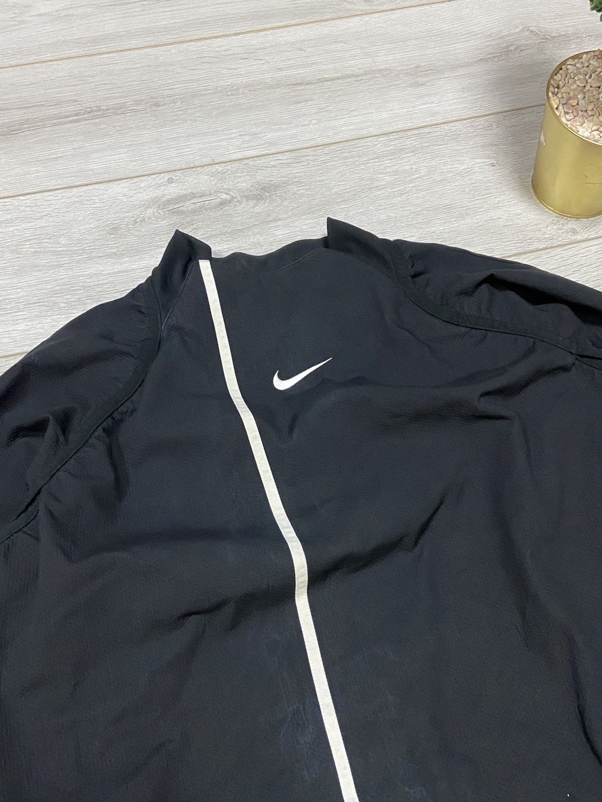 Nike Nike vintage centr swoosh total 90 nylon sweatshirt jacket Size US M / EU 48-50 / 2 - 4 Thumbnail