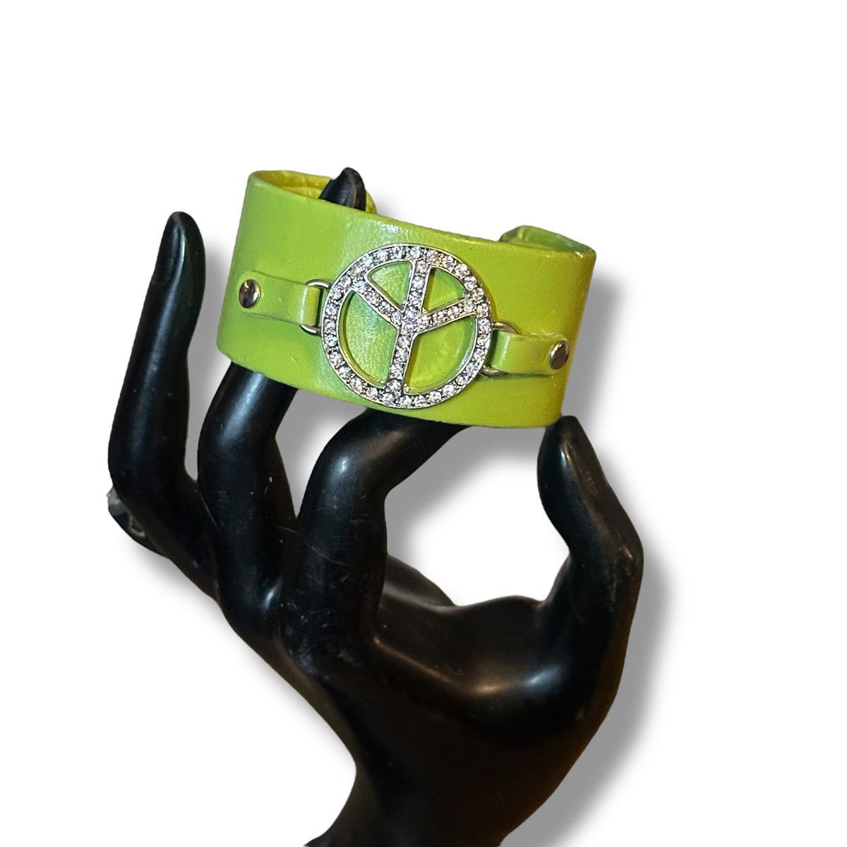 Other Green leather rhinestone peace sign cuff bracelet Size ONE SIZE - 2 Thumbnail