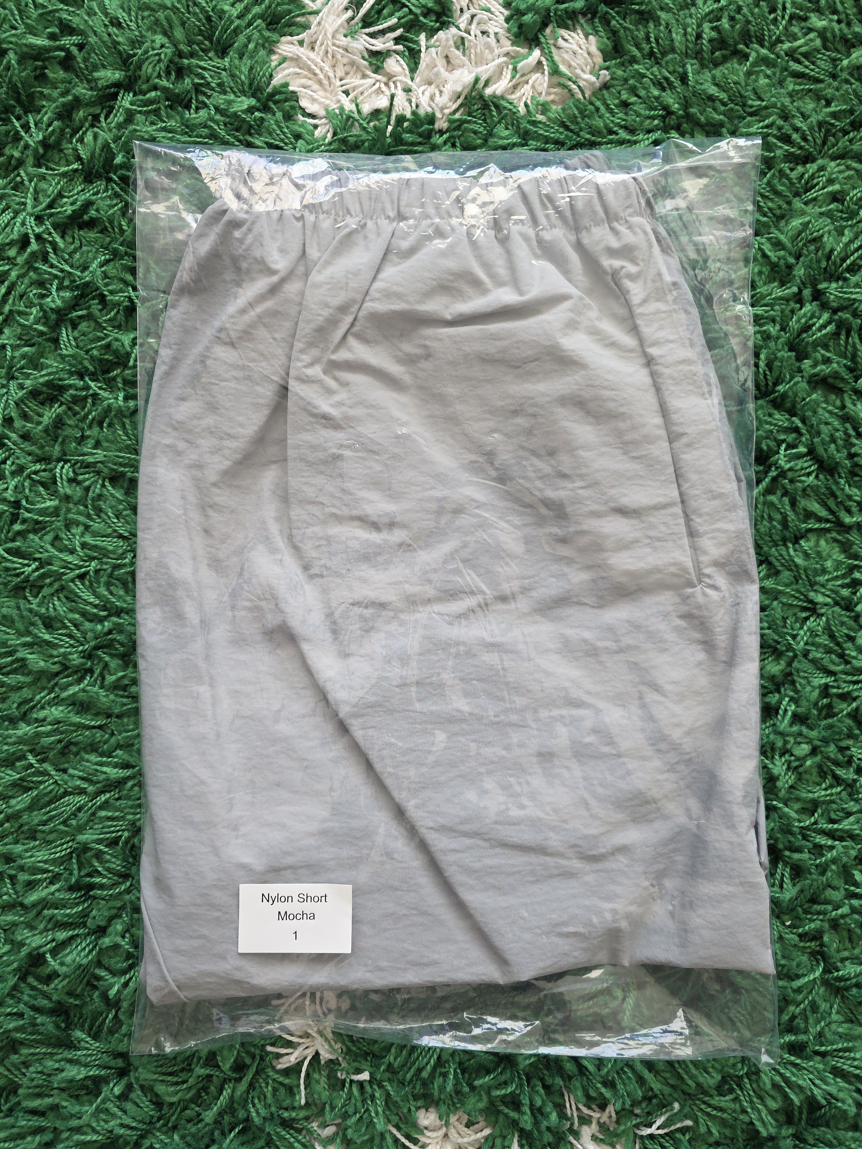 Gosha Rubchinskiy × Yeezy Yeezy x Gosha SH-01 Shorts Grey Size US 30 / EU 46 - 2 Thumbnail