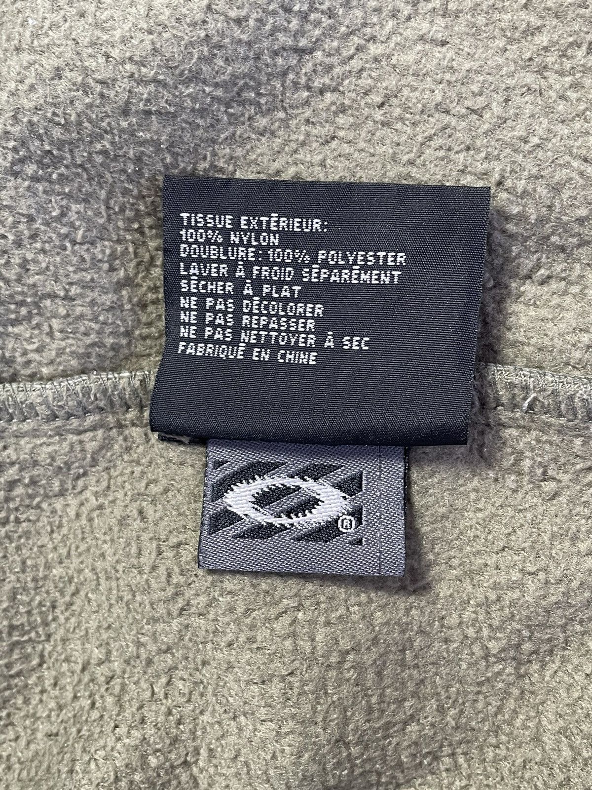 Oakley Vintage Oakley Software Fleece Vest 2000s Gorpcore Y2k Rare Size US S / EU 44-46 / 1 - 8 Thumbnail