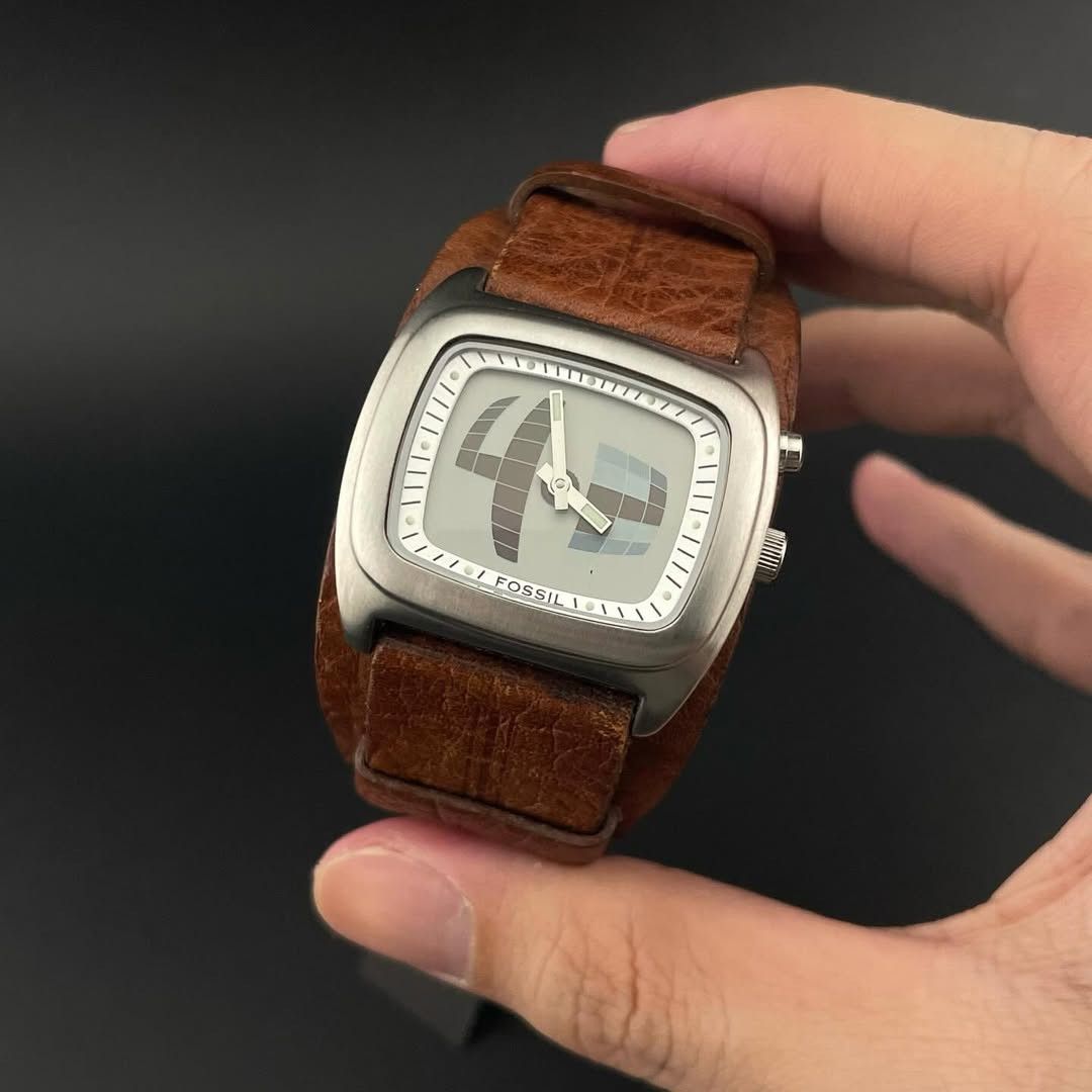 Fossil RARE!! VTG FOSSIL BIGTIC BG-8213 Size ONE SIZE - 5 Thumbnail