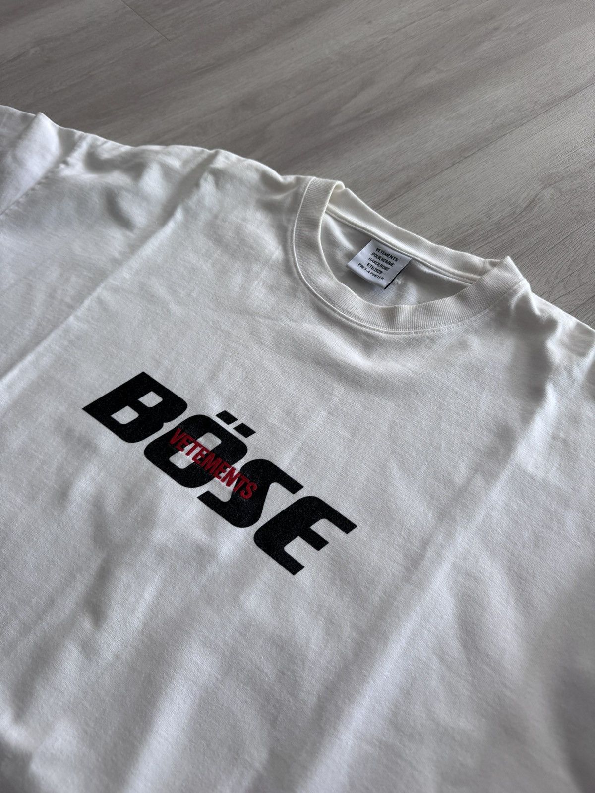 VETEMENTS × Bose BÖSE コラボTシャツ VETEMENTS × Bose BÖSE コラボTシャツ