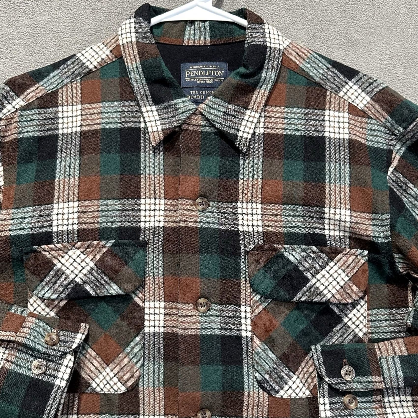 Pendleton Pendleton Board Shirt Mens M Brown Green Plaid Wool Loop Collar The Original EUC Size US M / EU 48-50 / 2 - 5 Thumbnail