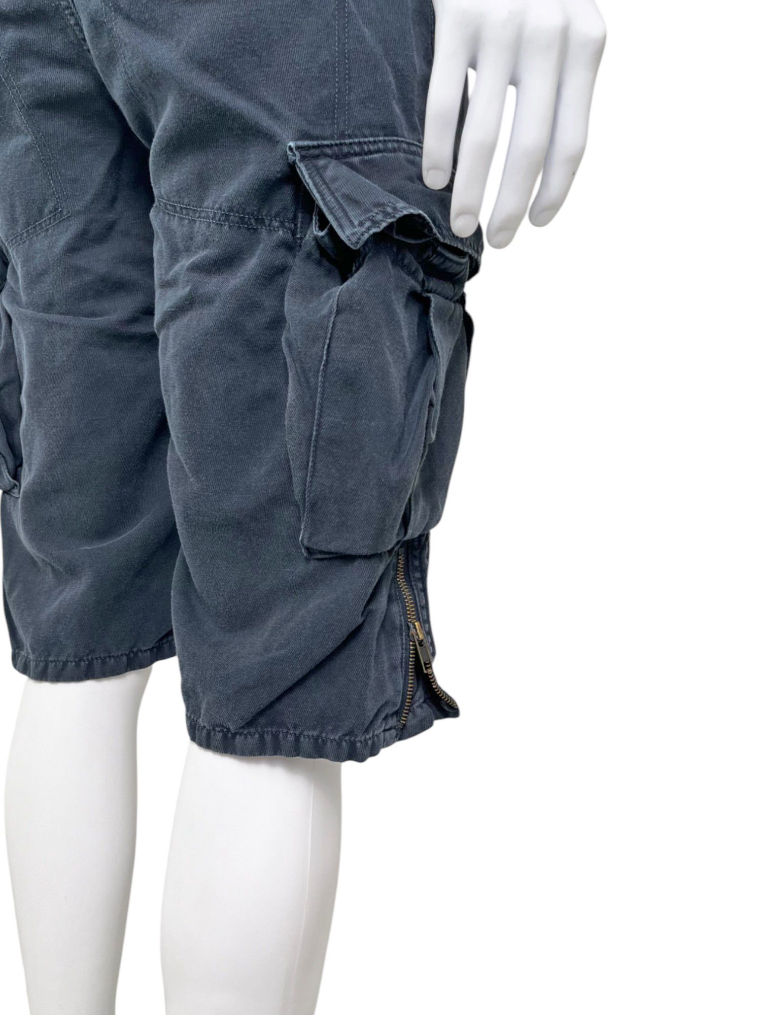 Emporio Armani 1990's Cargo Blue Shorts Size US 30 / EU 46 - 7 Thumbnail