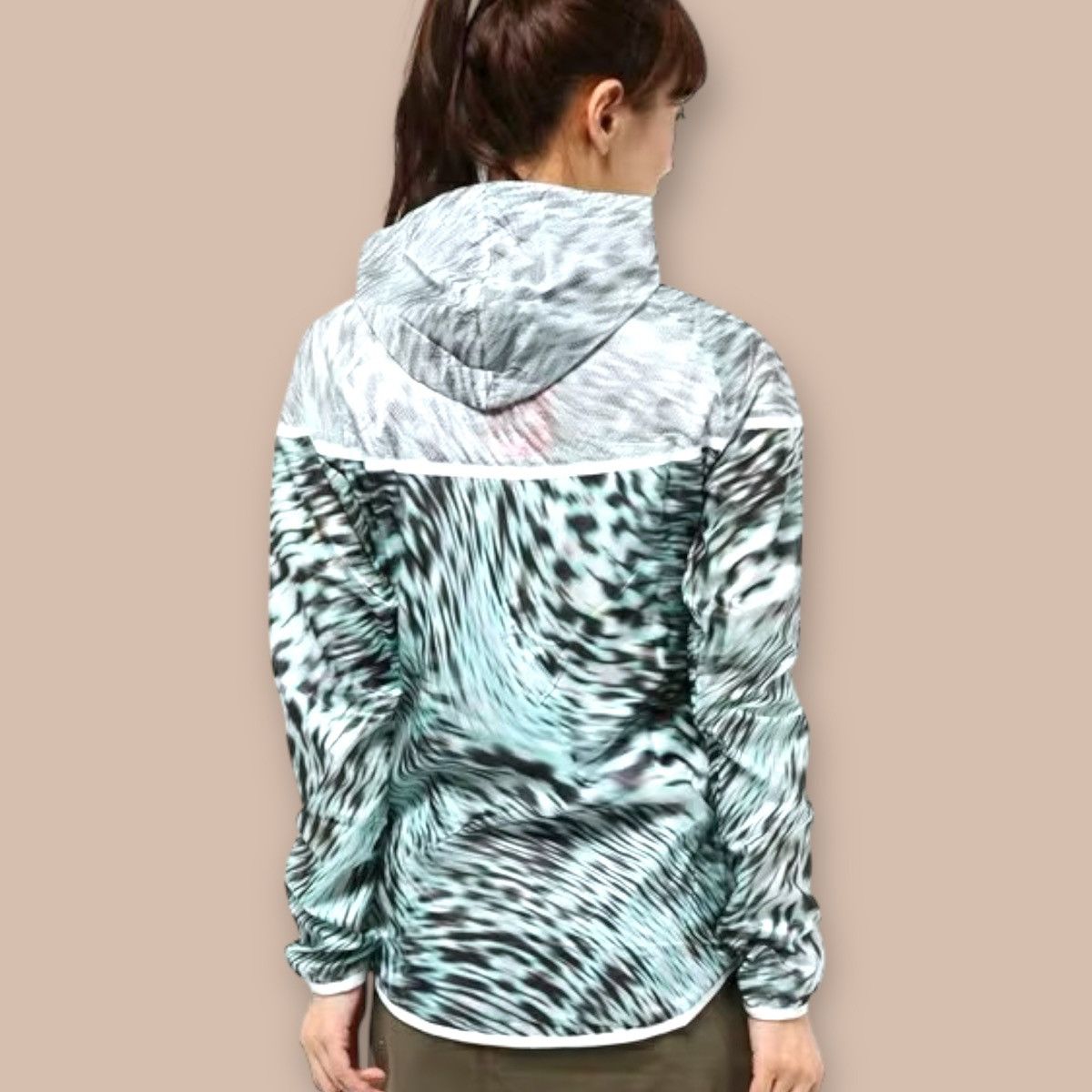 Nike WMNS NIKE TECH WINDRUNNER JACKET Size US S / EU 44-46 / 1 - 21 Thumbnail